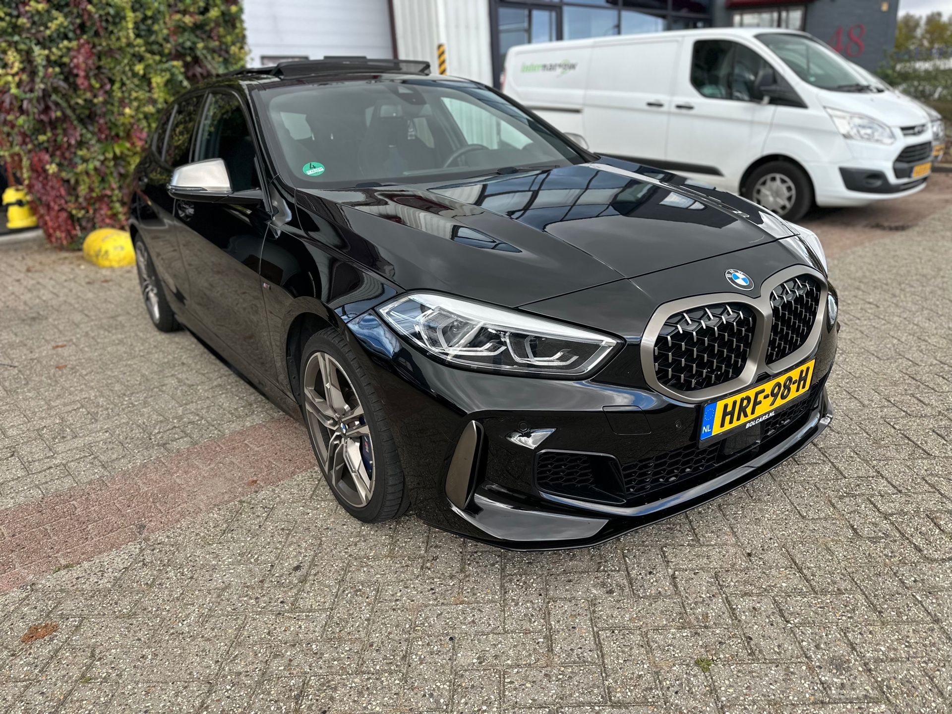 Foto van BMW M135i xDrive