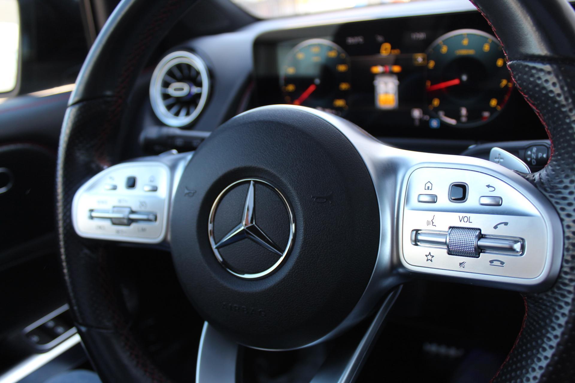 Foto van Mercedes-Benz GLB 200