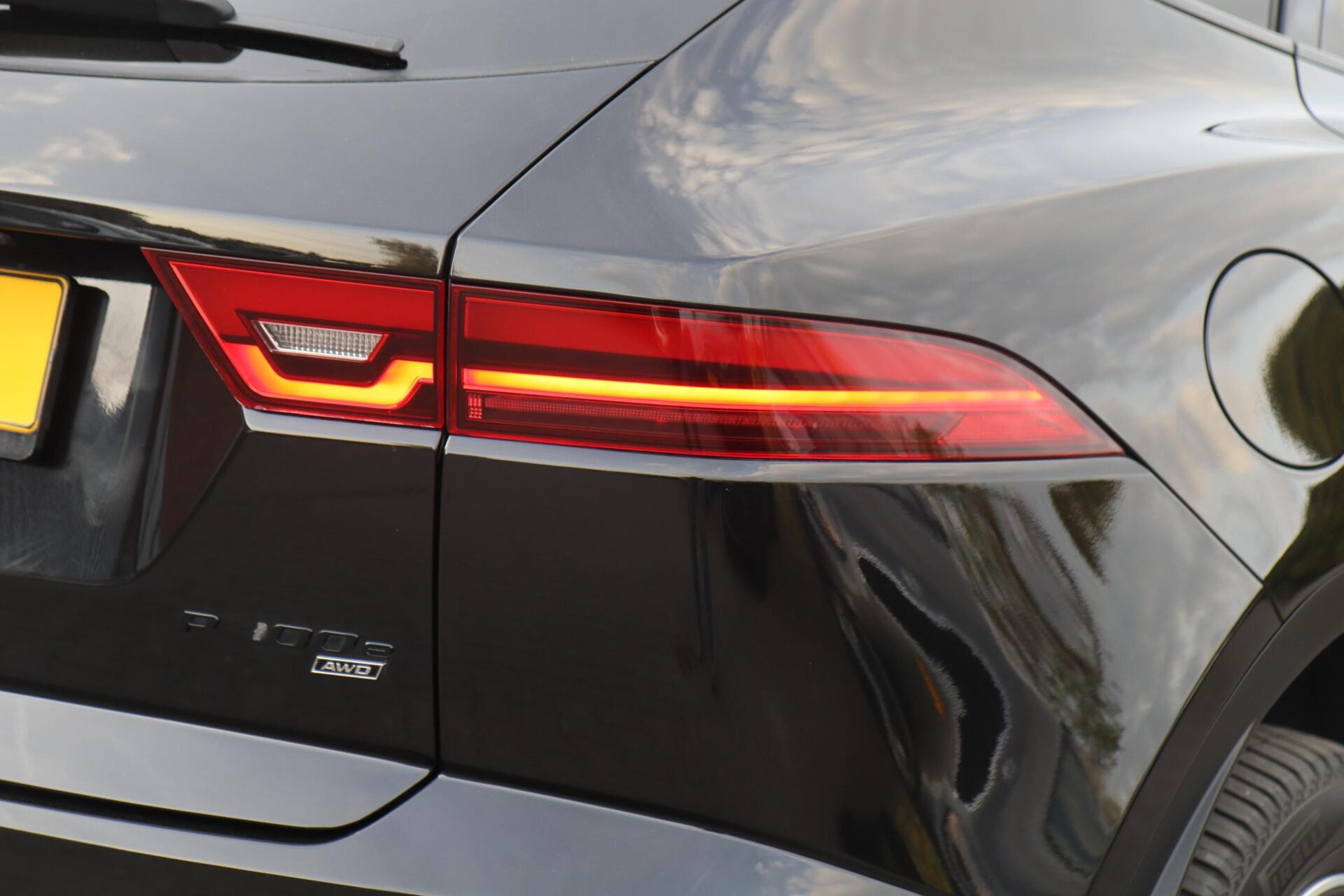 Foto van Jaguar E-pace
