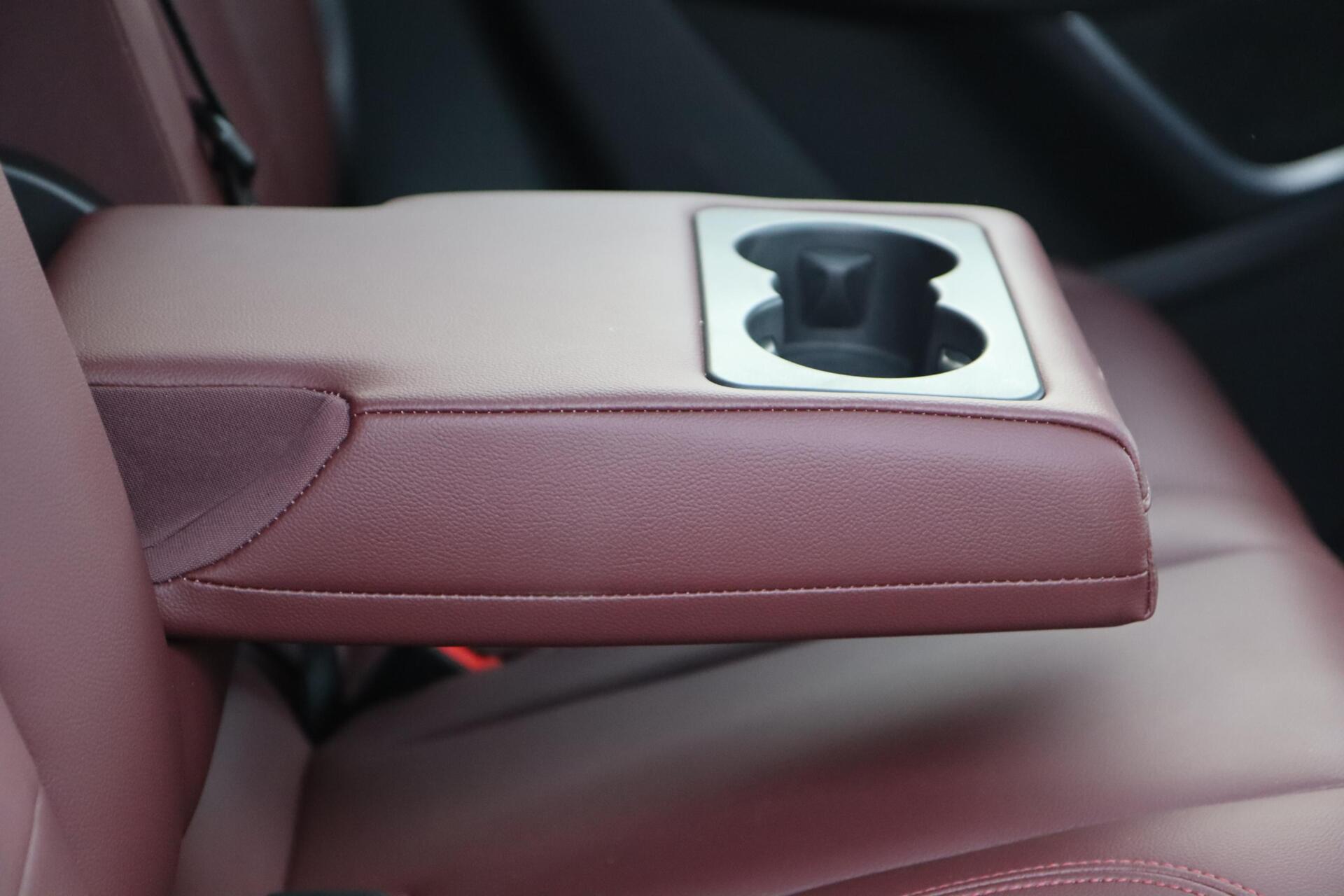 Foto van Jaguar E-pace