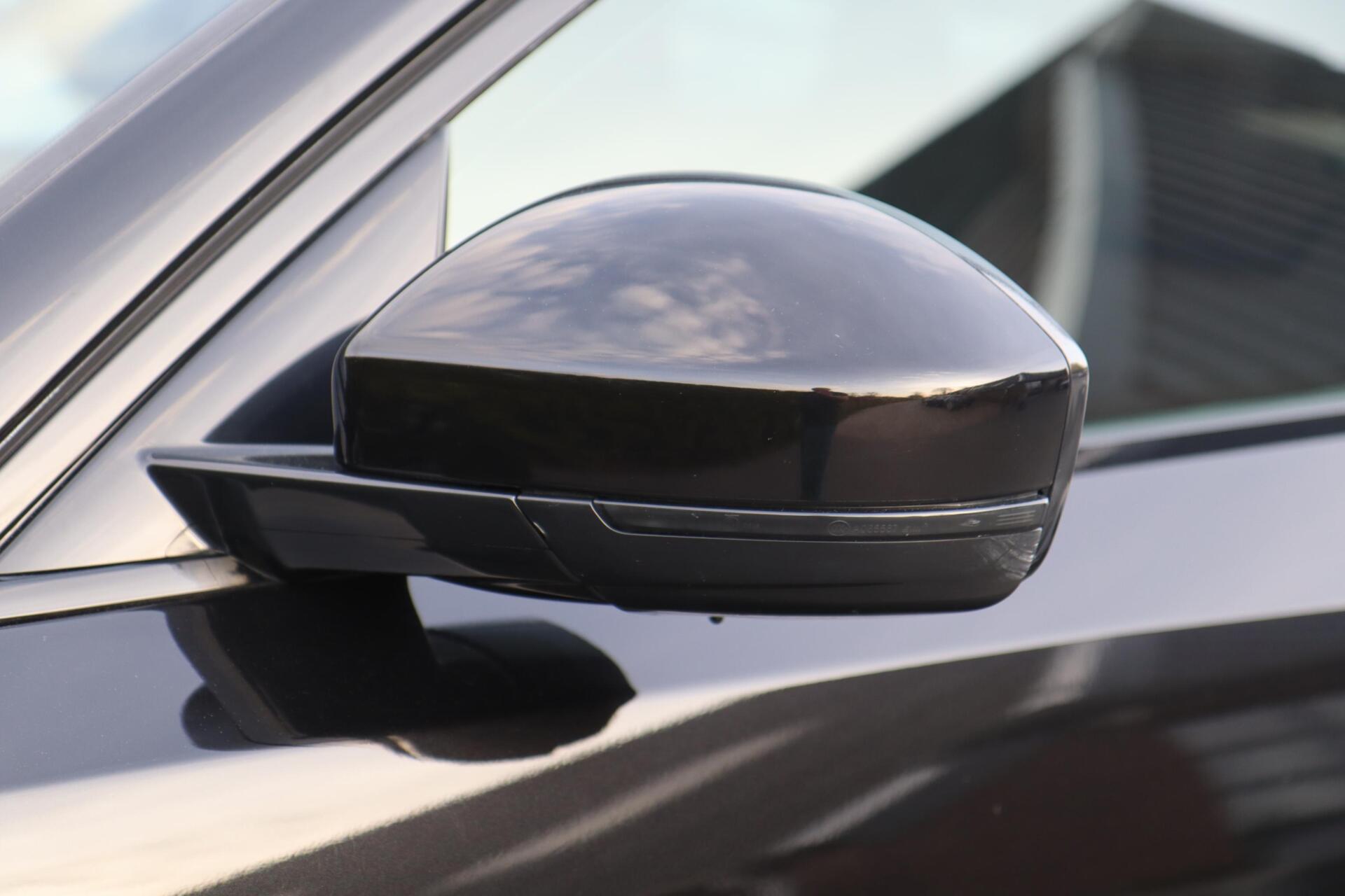 Foto van Jaguar E-pace