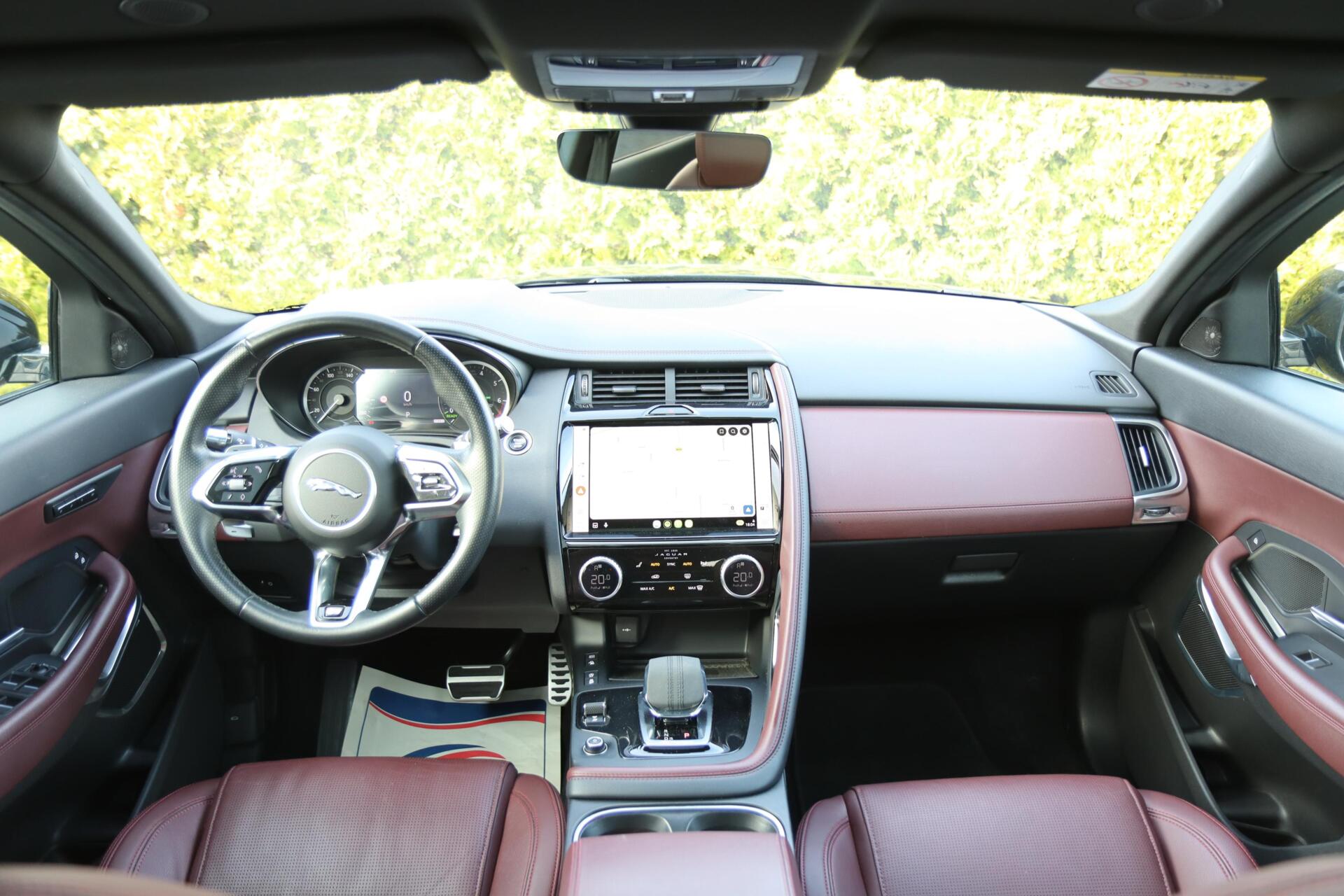 Foto van Jaguar E-pace