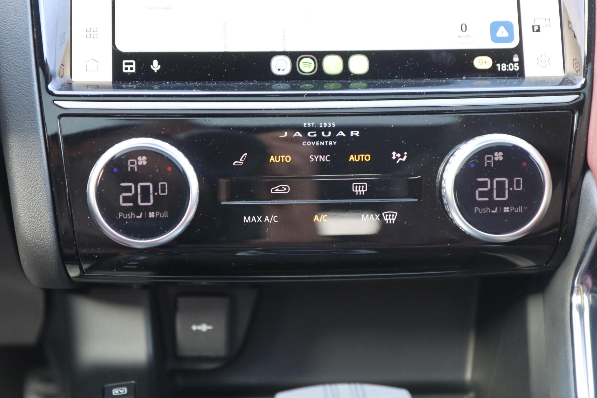 Foto van Jaguar E-pace