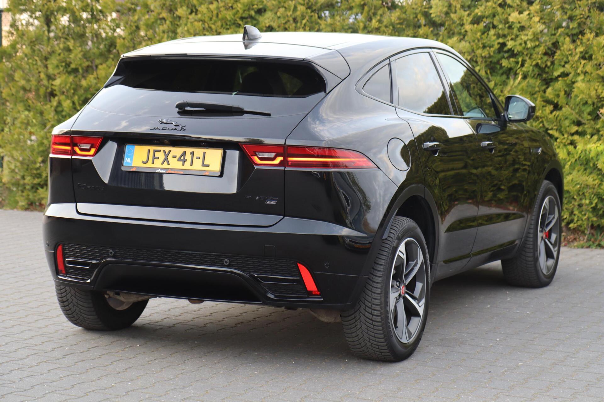 Foto van Jaguar E-pace