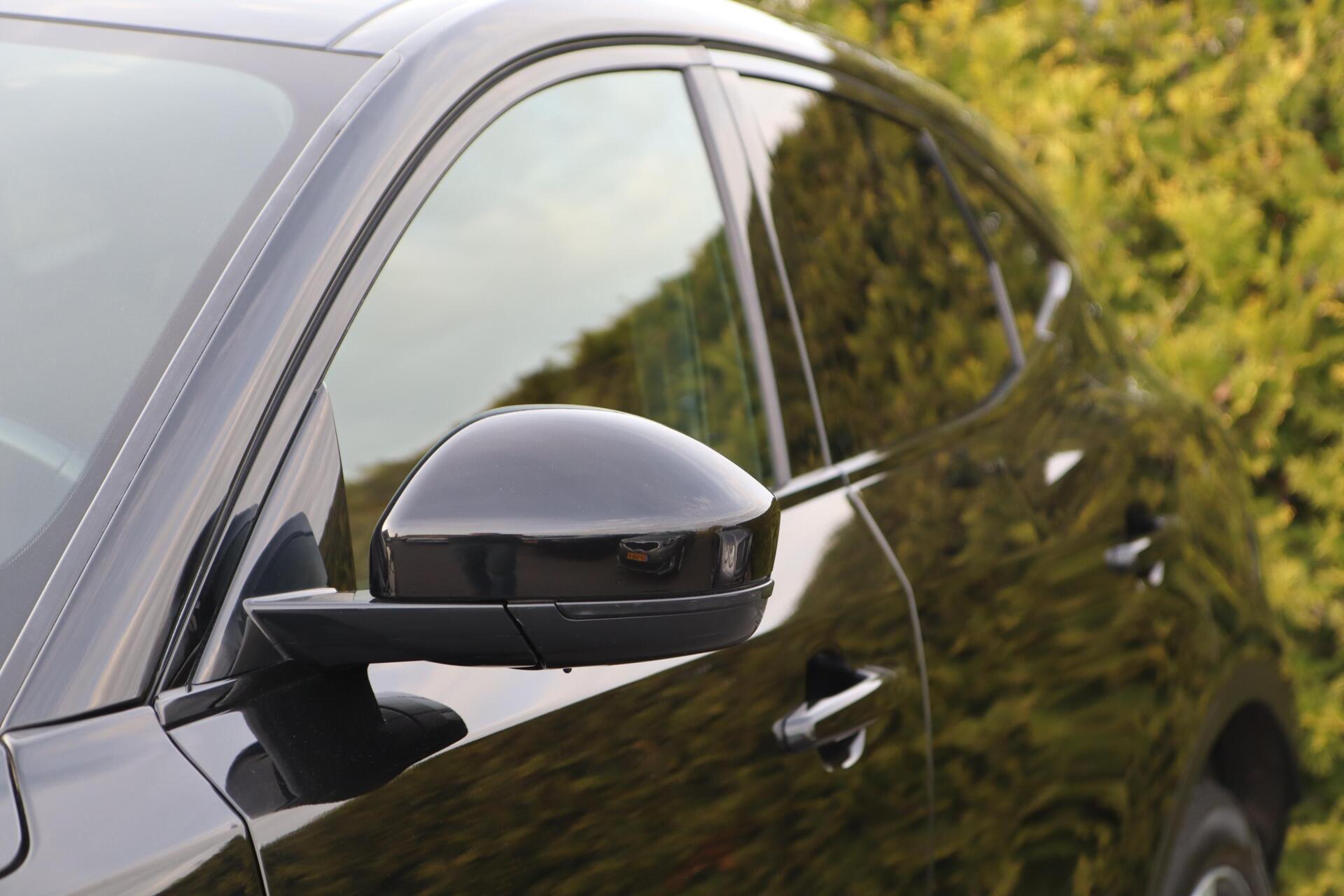 Foto van Jaguar E-pace