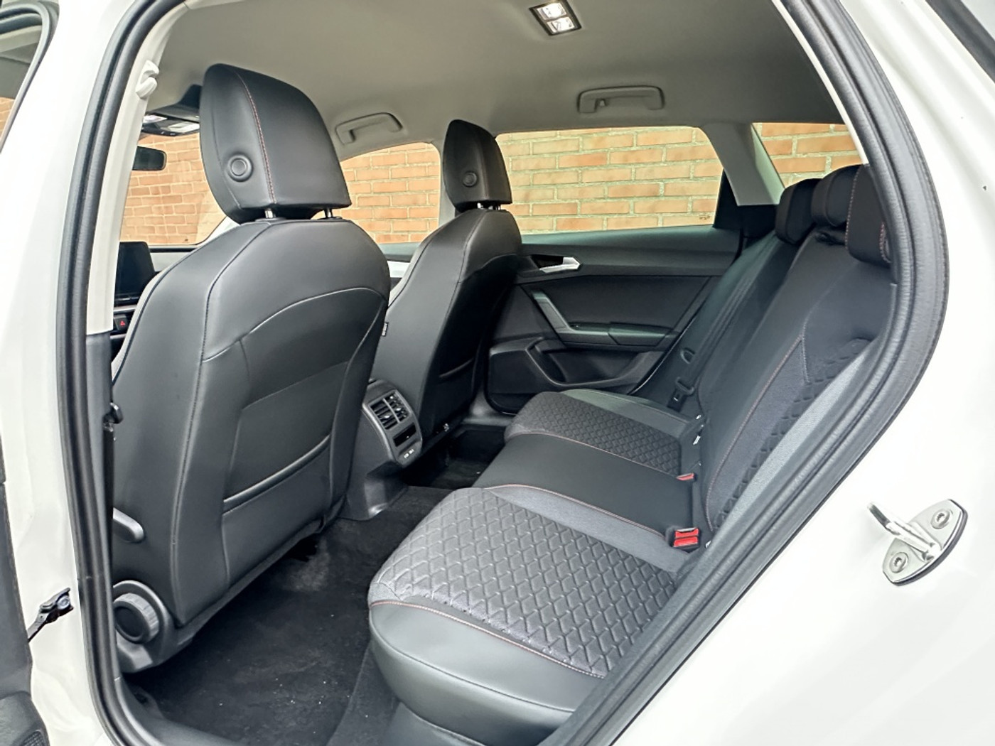 Foto van Seat Seat Leon SP E-hybrid150
