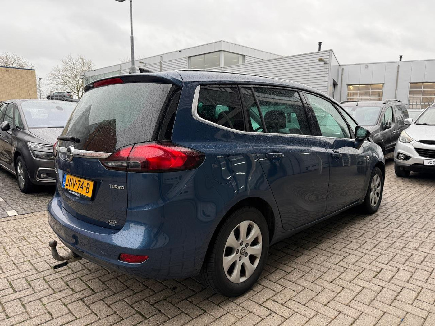 Foto van Opel Zafira Tourer