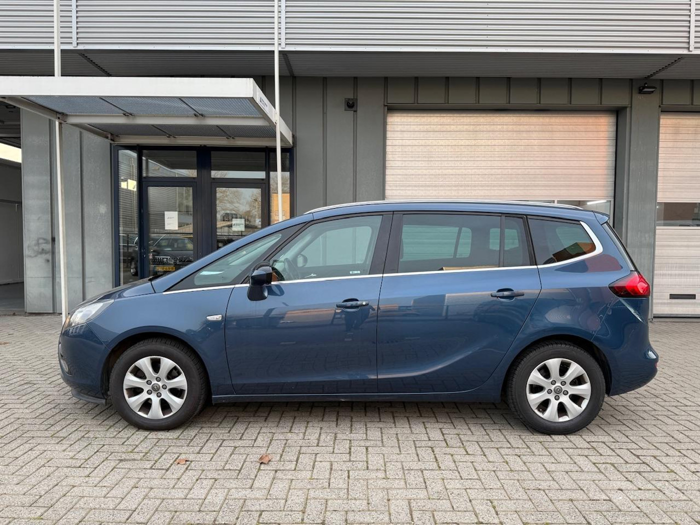 Foto van Opel Zafira Tourer
