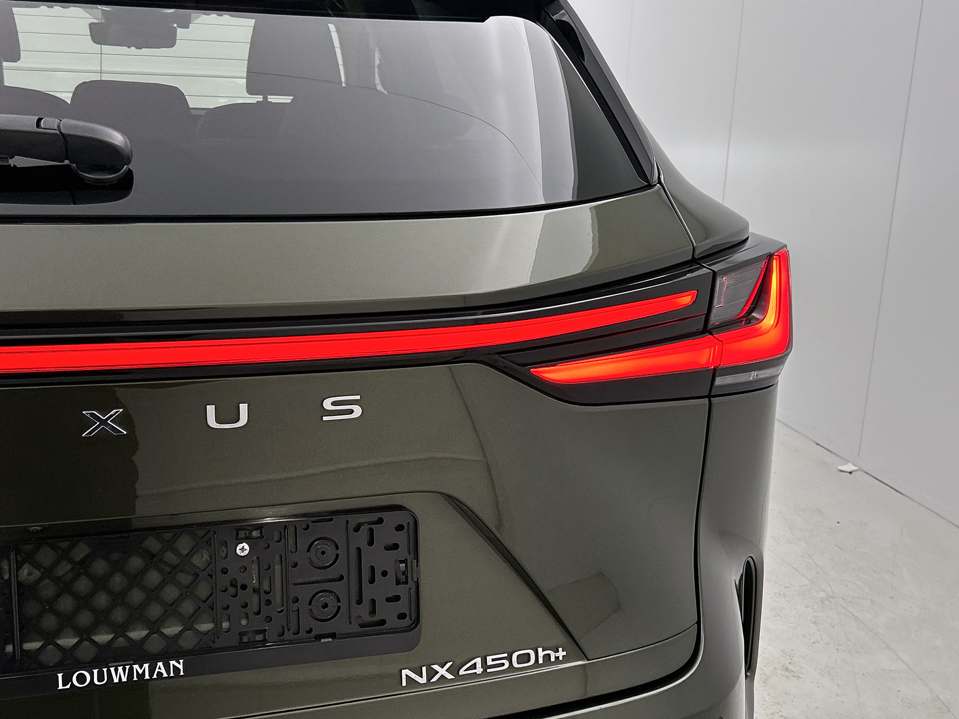 Foto van Lexus Lexus Nx450h+
