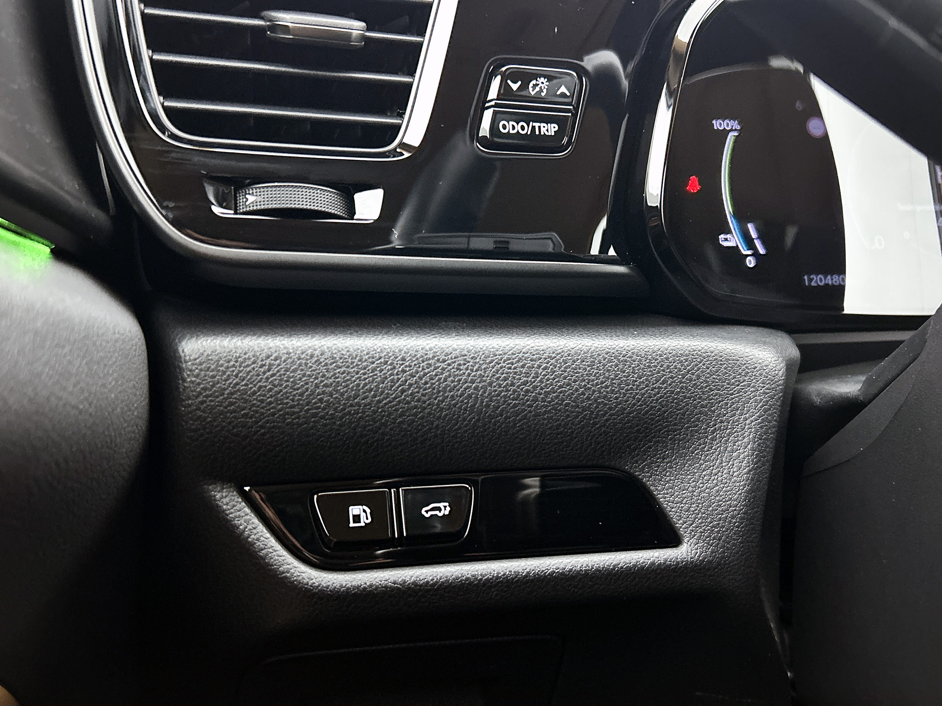Foto van Lexus Lexus Nx450h+