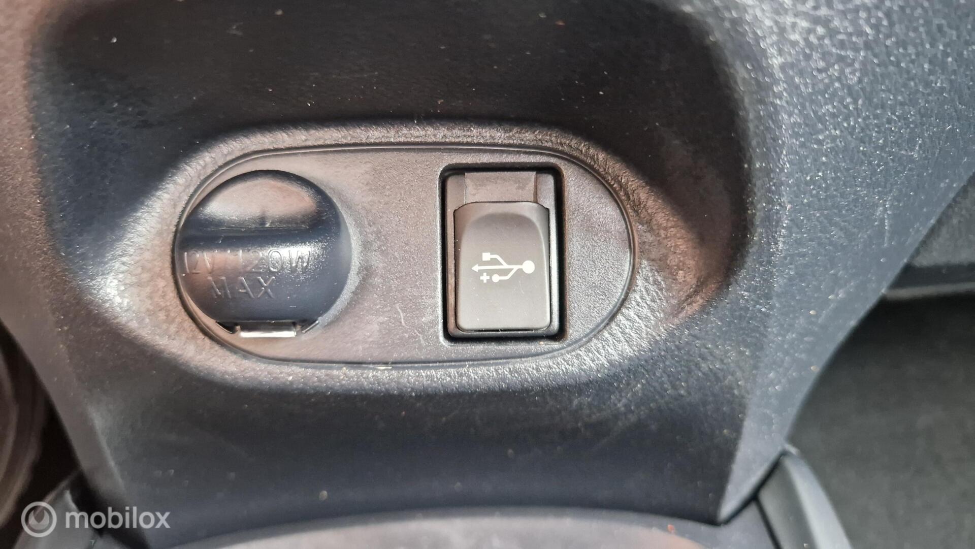Foto van Toyota Toyota Yaris Hybrid