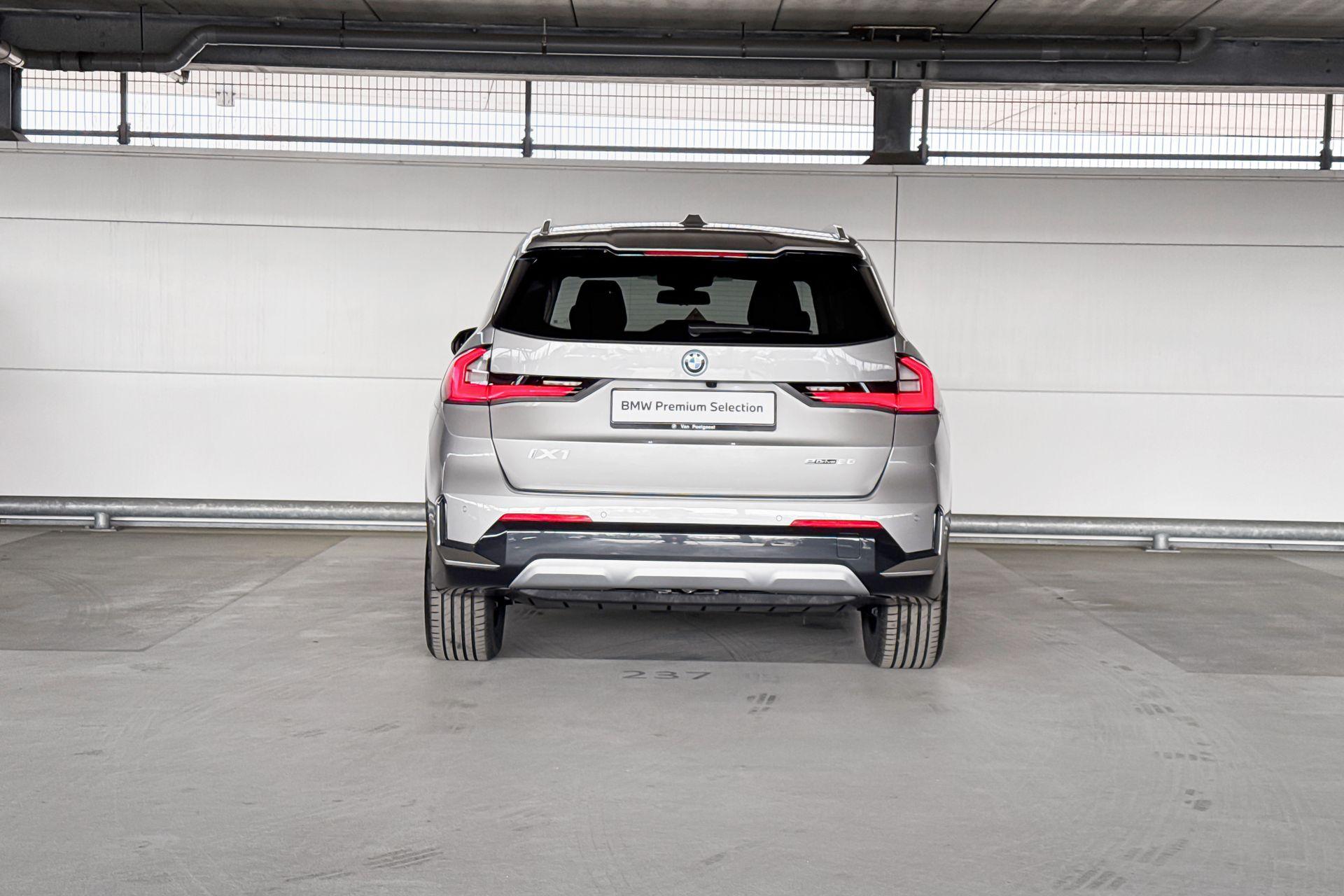 Foto van BMW Ix1 Edrive20