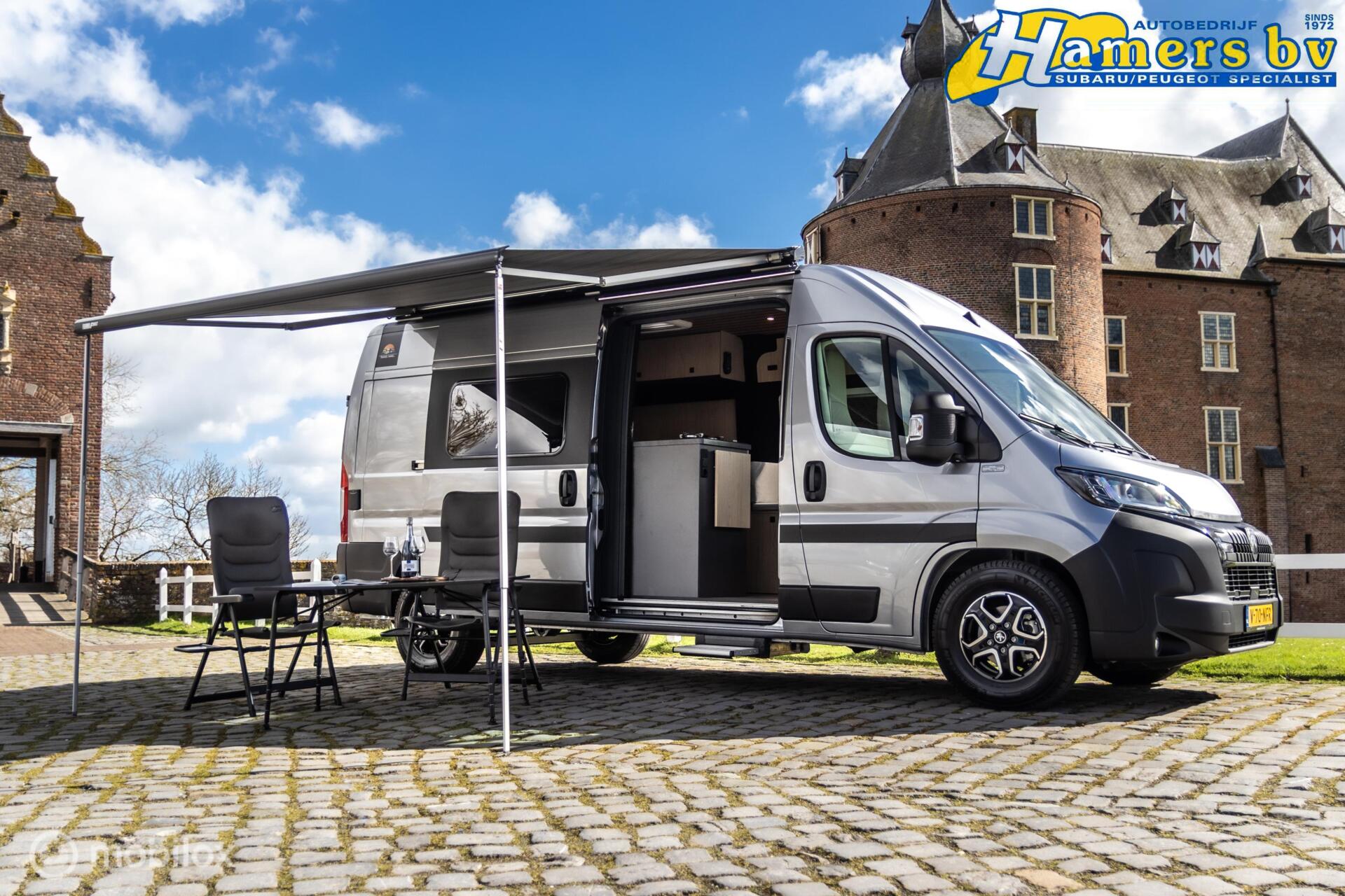 Peugeot Boxer Buscamper Travel-Vans 2024 - voorkant