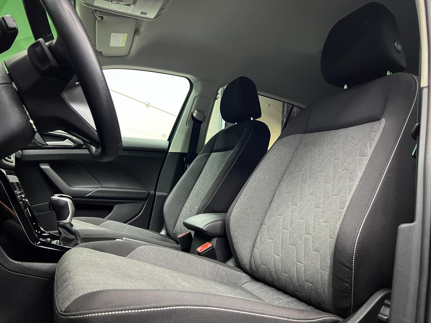 Foto van Volkswagen T-cross
