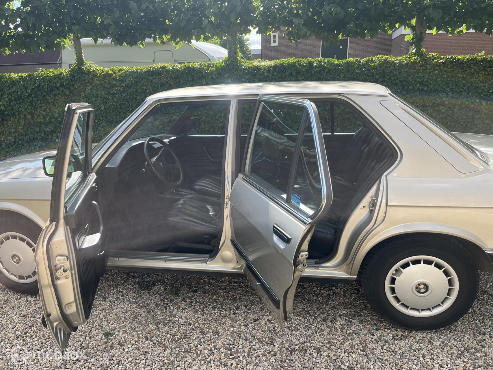 Foto van BMW 520i