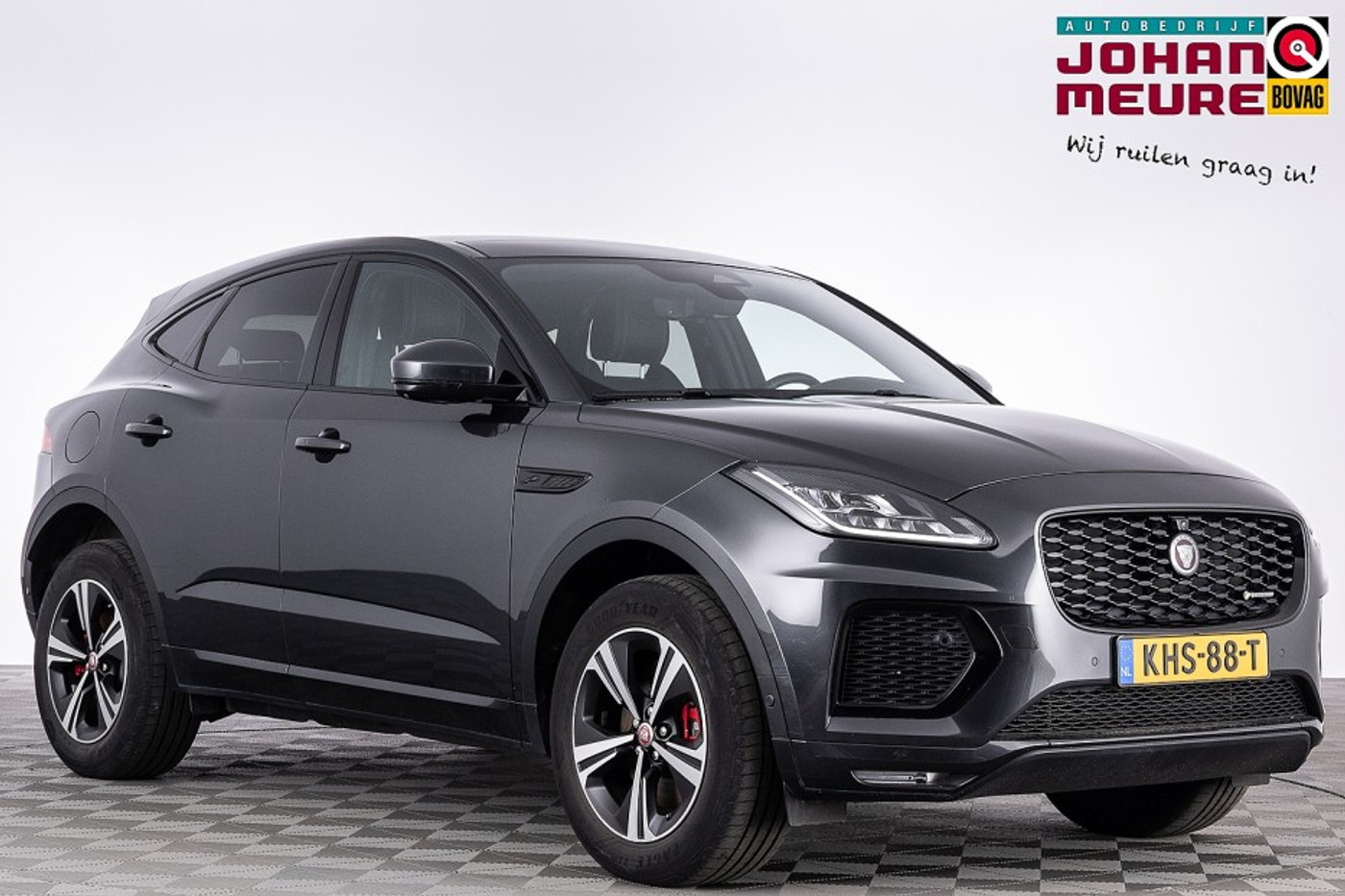 Jaguar E-pace 1.5 P300e AWD R-Dynamic S | PANORAMADAK | LEDER | EL. STOEL | PHEV *BEVRIJDINGSDAG 05 mei OPEN!* 2022 - voorkant