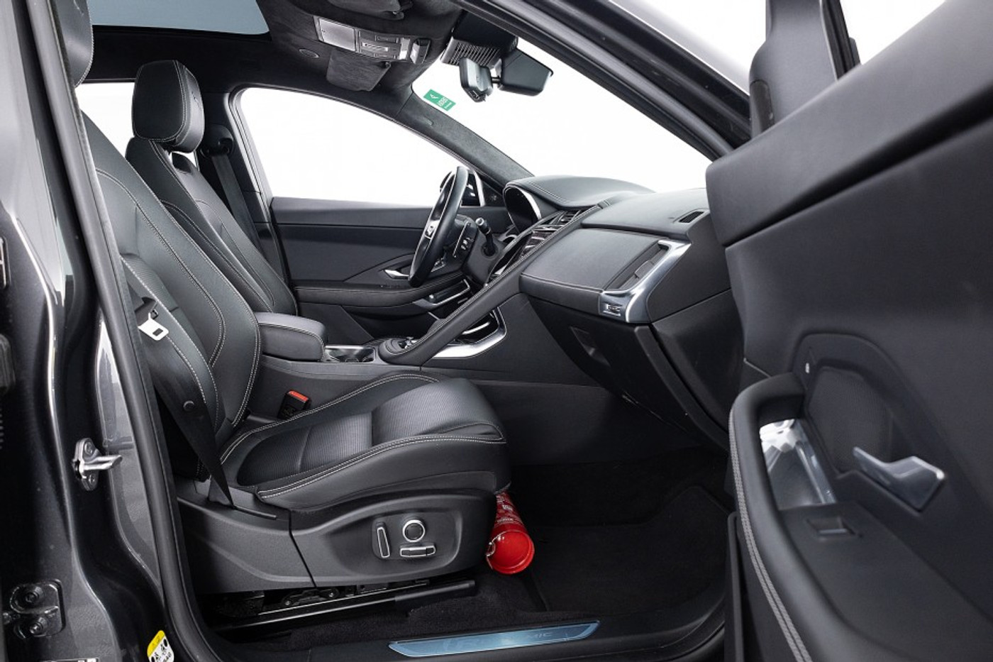 Foto van Jaguar E-pace