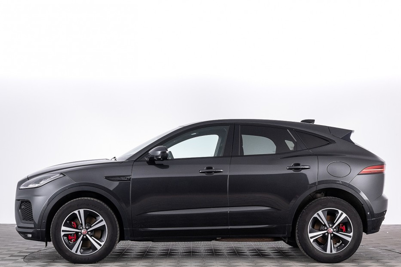 Foto van Jaguar E-pace