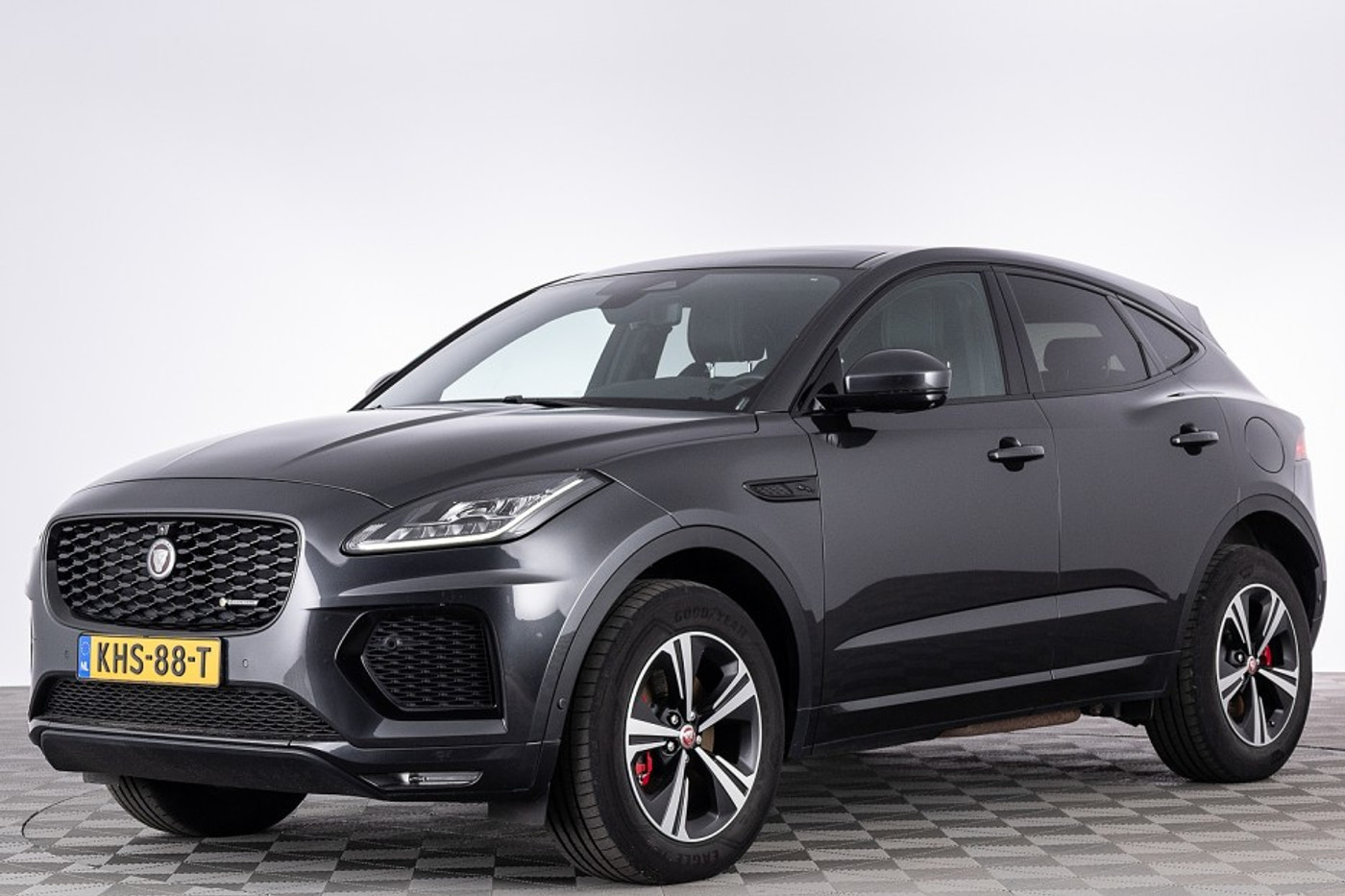 Foto van Jaguar E-pace