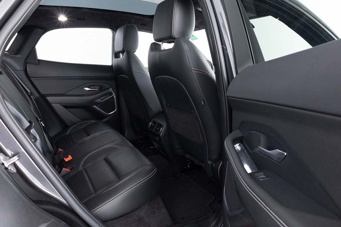 Foto van Jaguar E-pace
