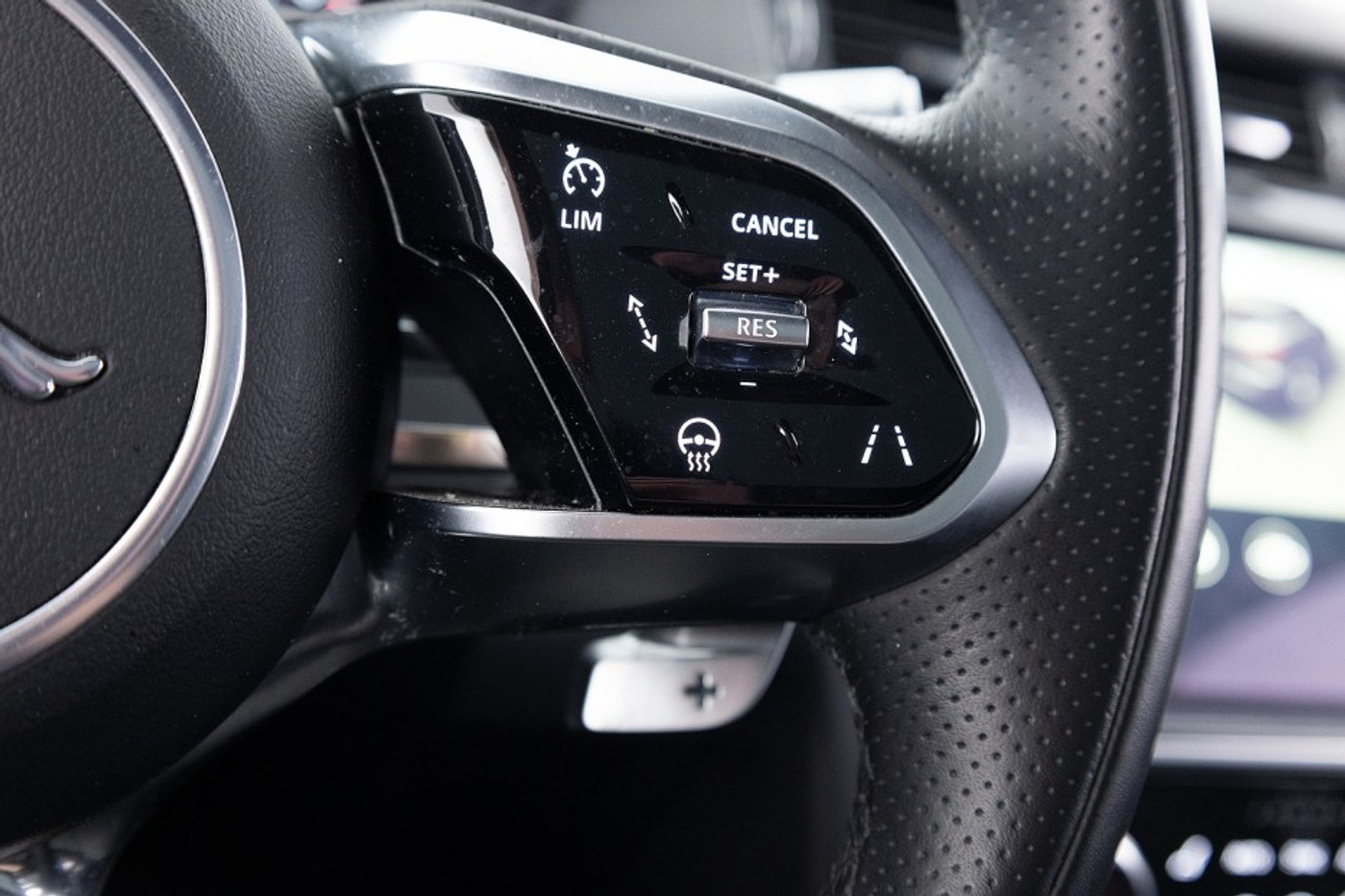Foto van Jaguar E-pace