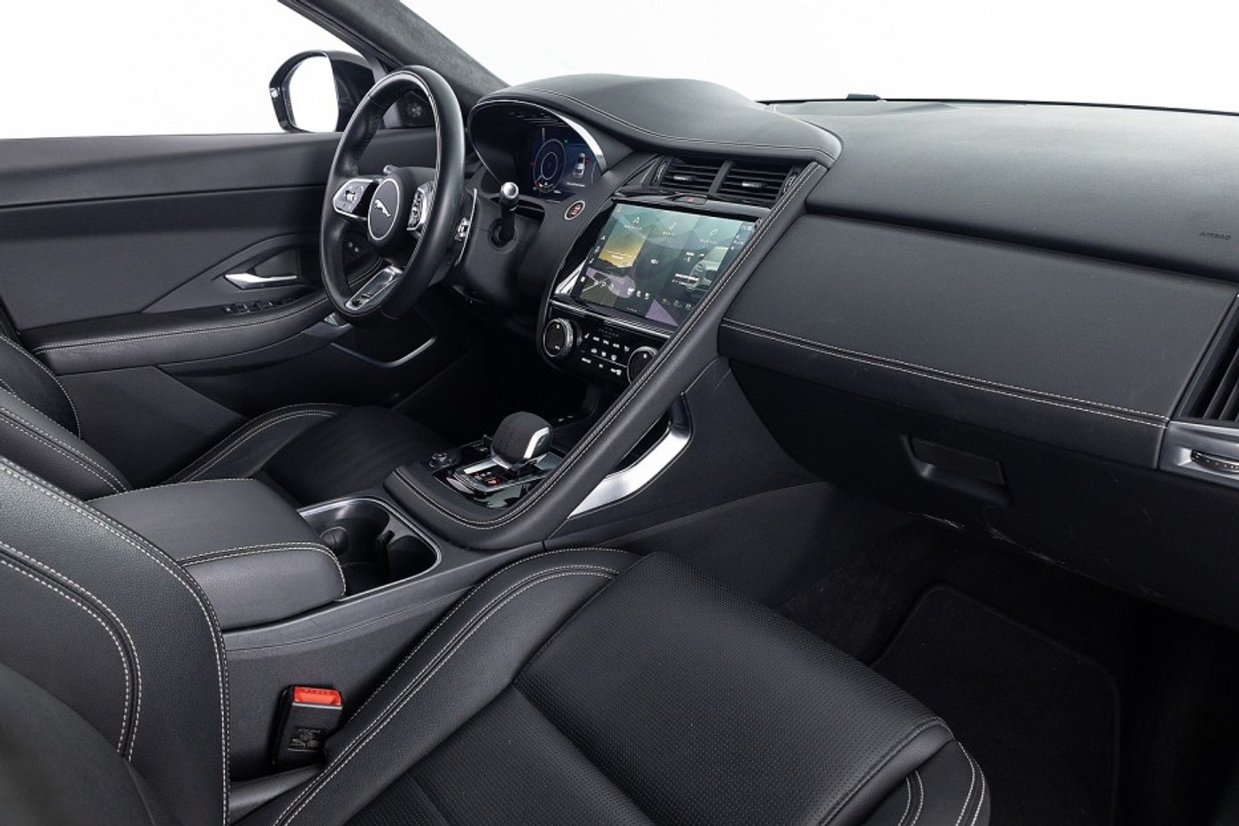 Foto van Jaguar E-pace