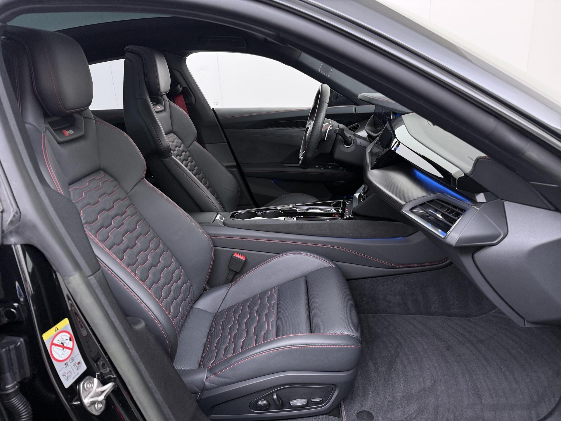 Foto van Audi RS E-tron GT