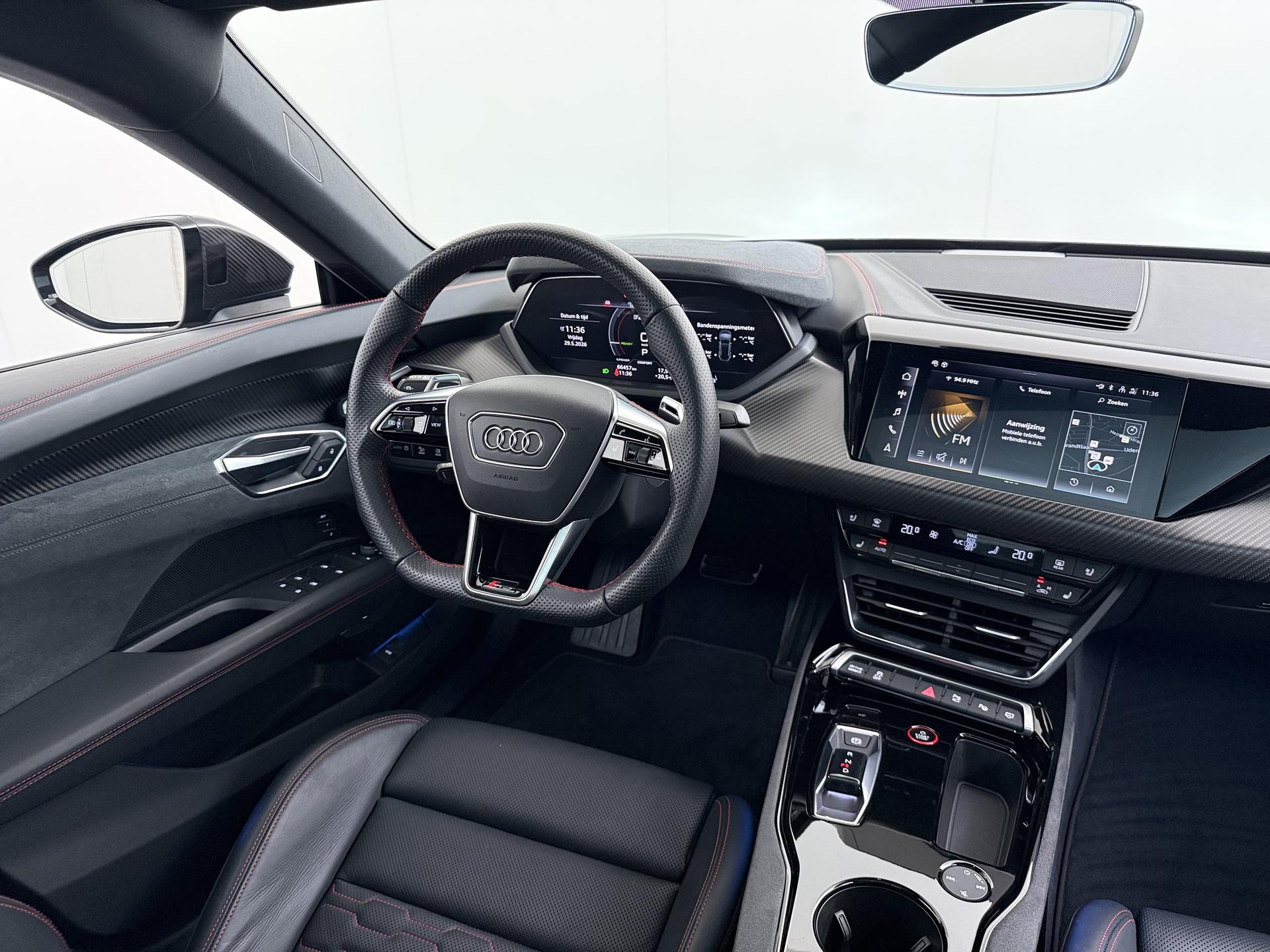 Foto van Audi RS E-tron GT