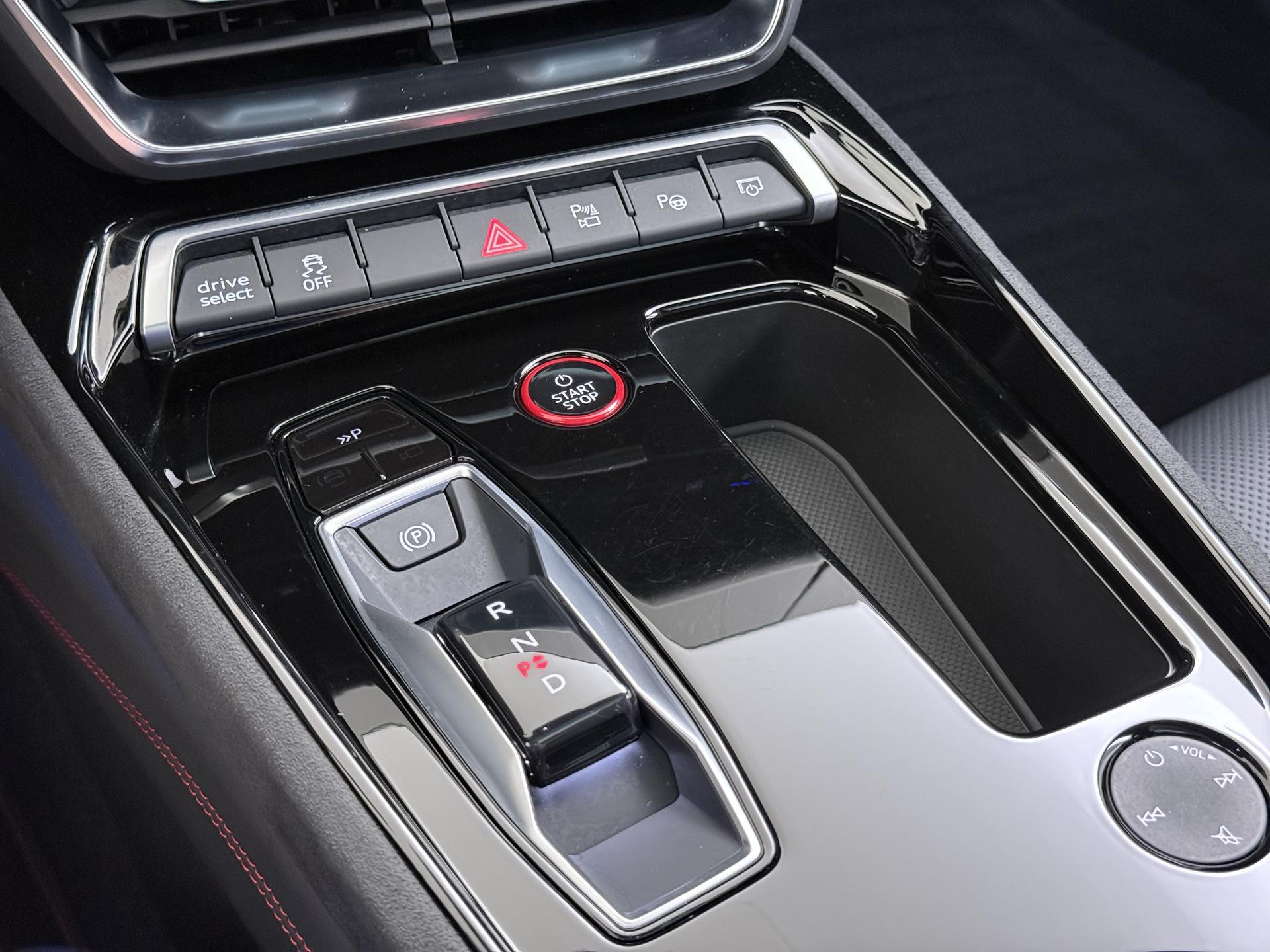 Foto van Audi RS E-tron GT