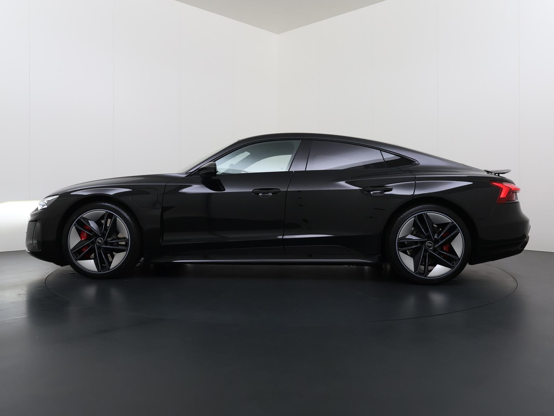 Foto van Audi RS E-tron GT