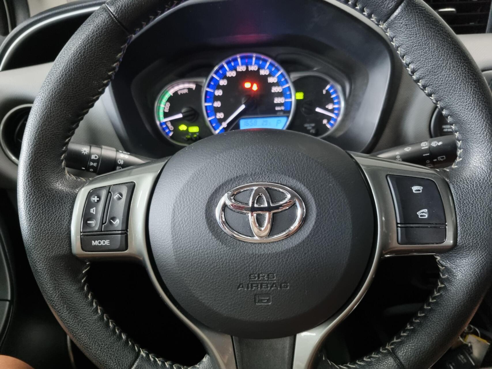 Foto van Toyota Toyota Yaris Hybrid