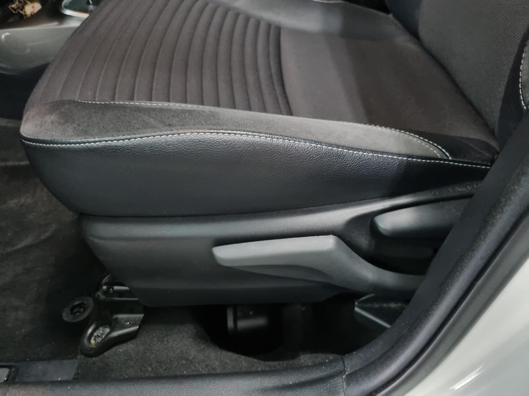 Foto van Toyota Toyota Yaris Hybrid