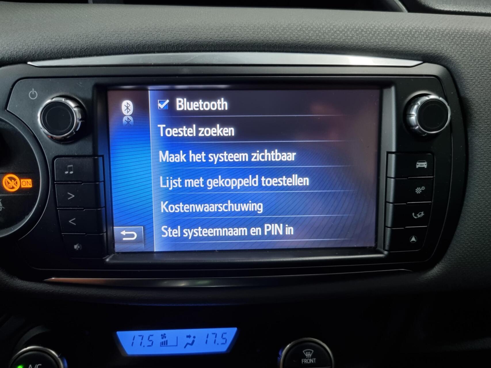 Foto van Toyota Toyota Yaris Hybrid