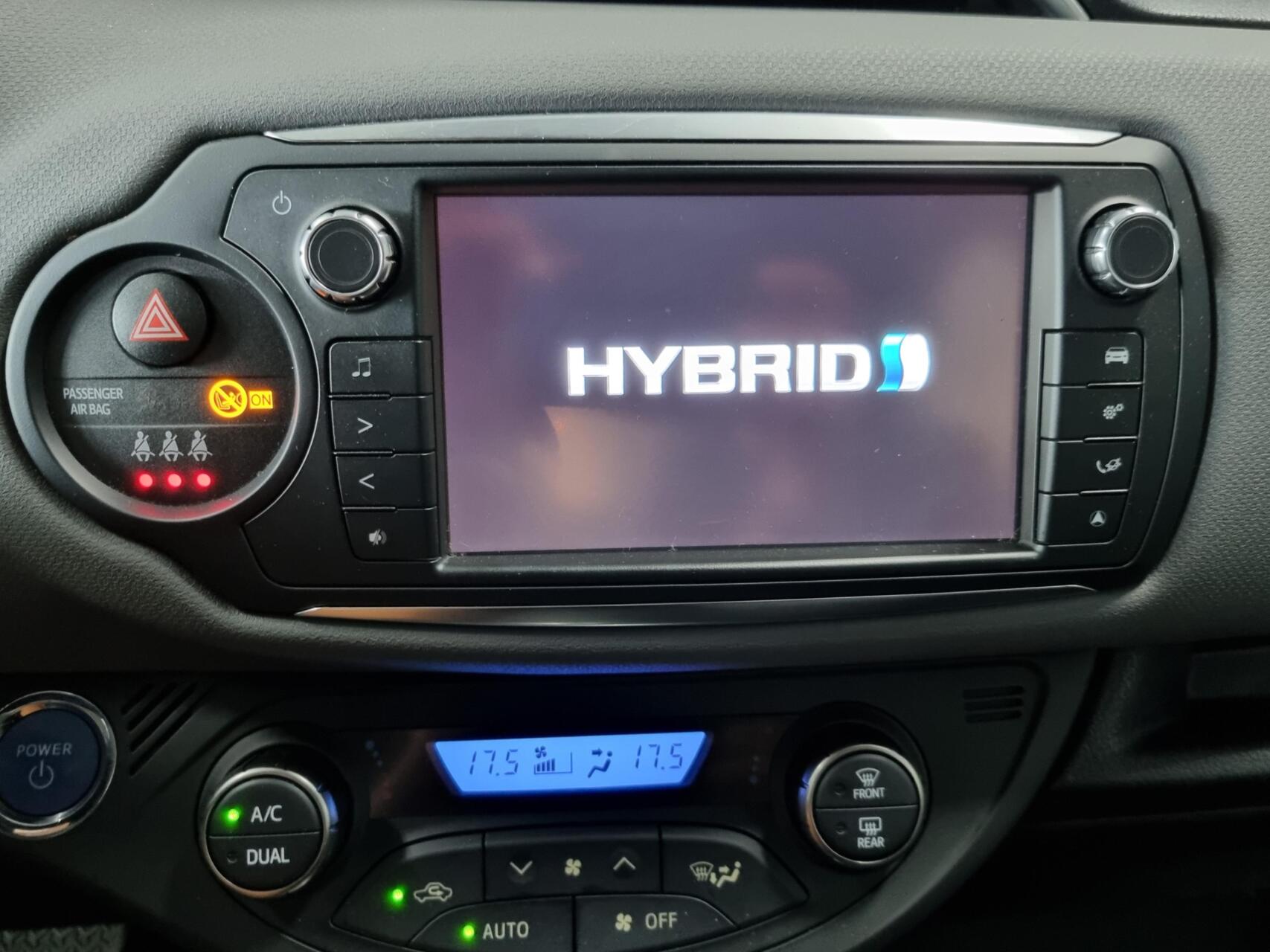 Foto van Toyota Toyota Yaris Hybrid