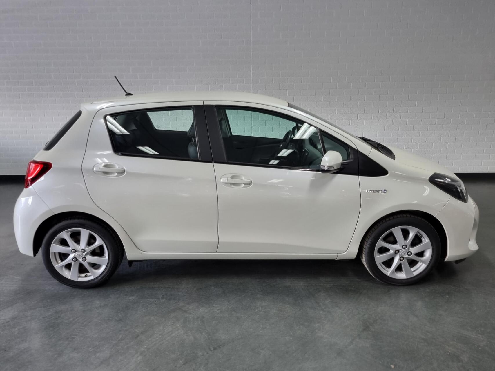 Foto van Toyota Toyota Yaris Hybrid