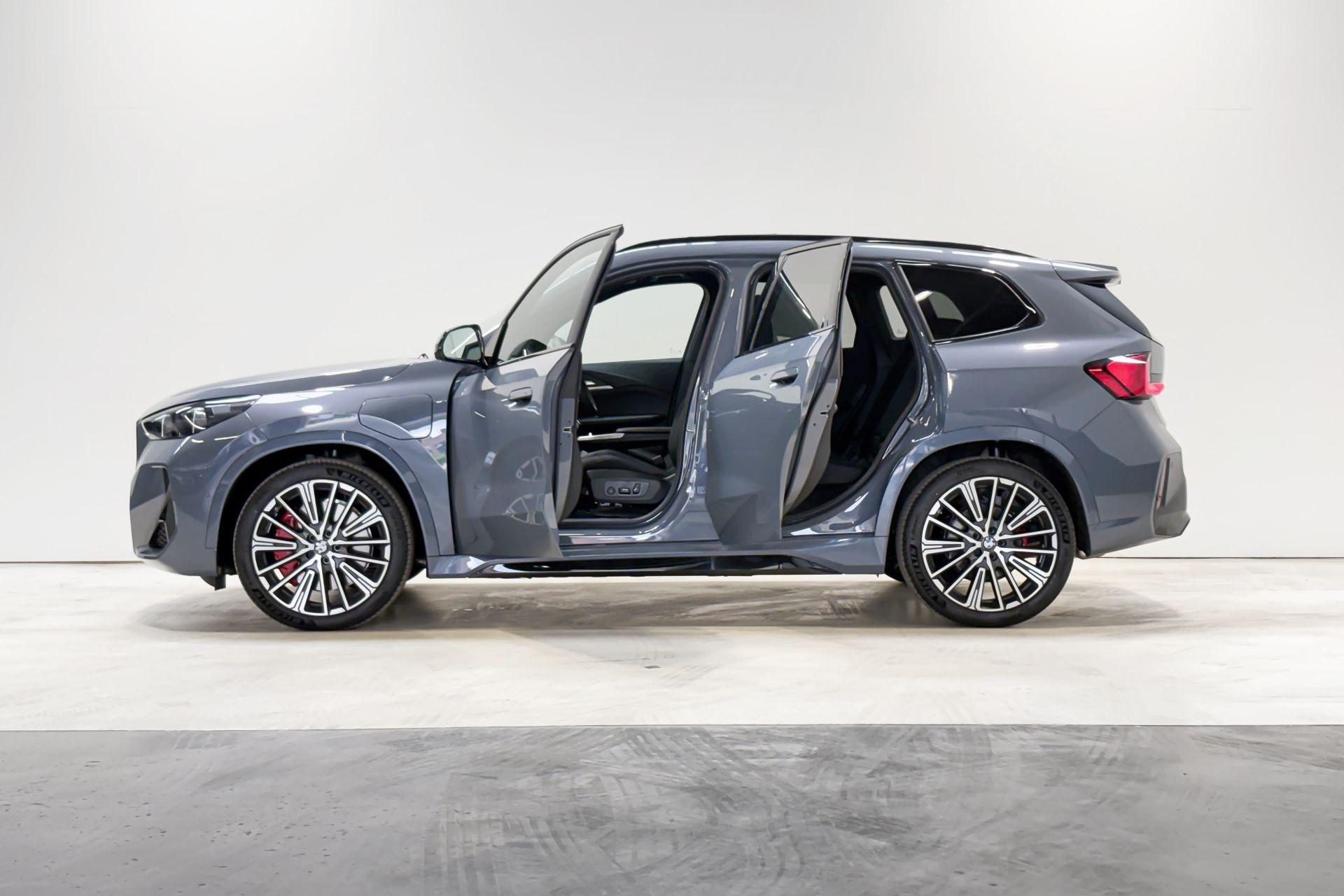 Foto van BMW X1 Xdrive30e