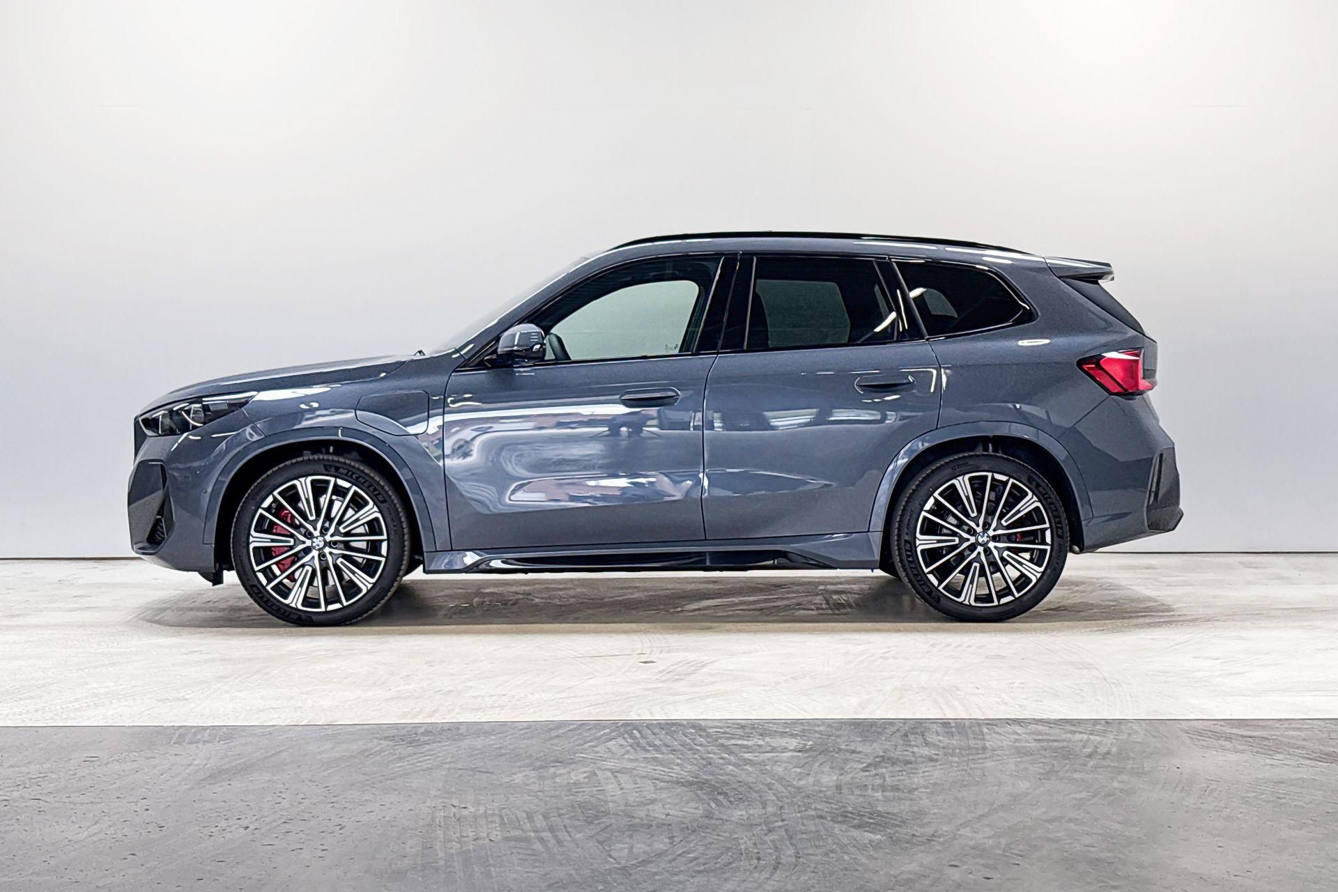 Foto van BMW X1 Xdrive30e
