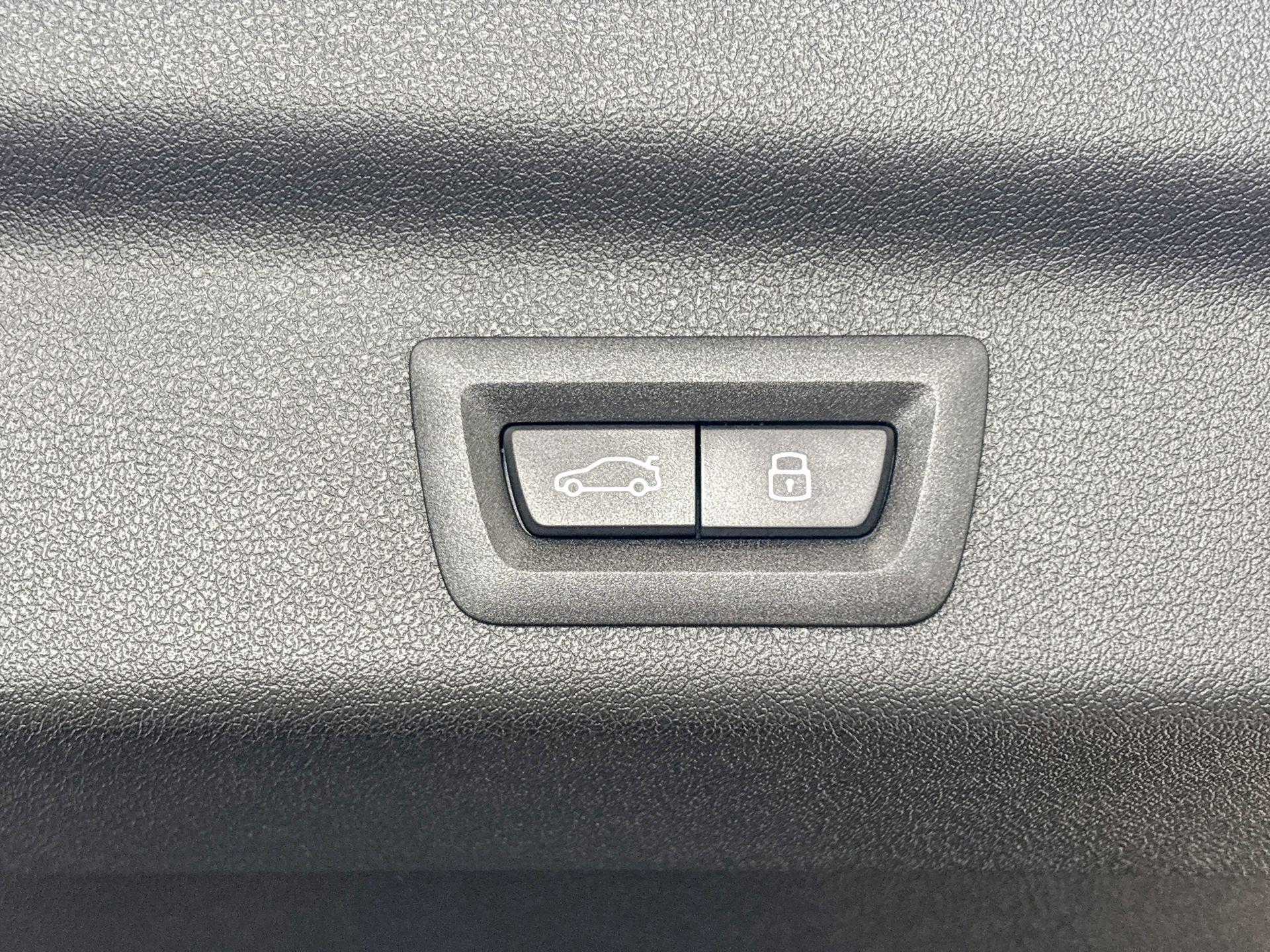 Foto van BMW X1 Xdrive30e