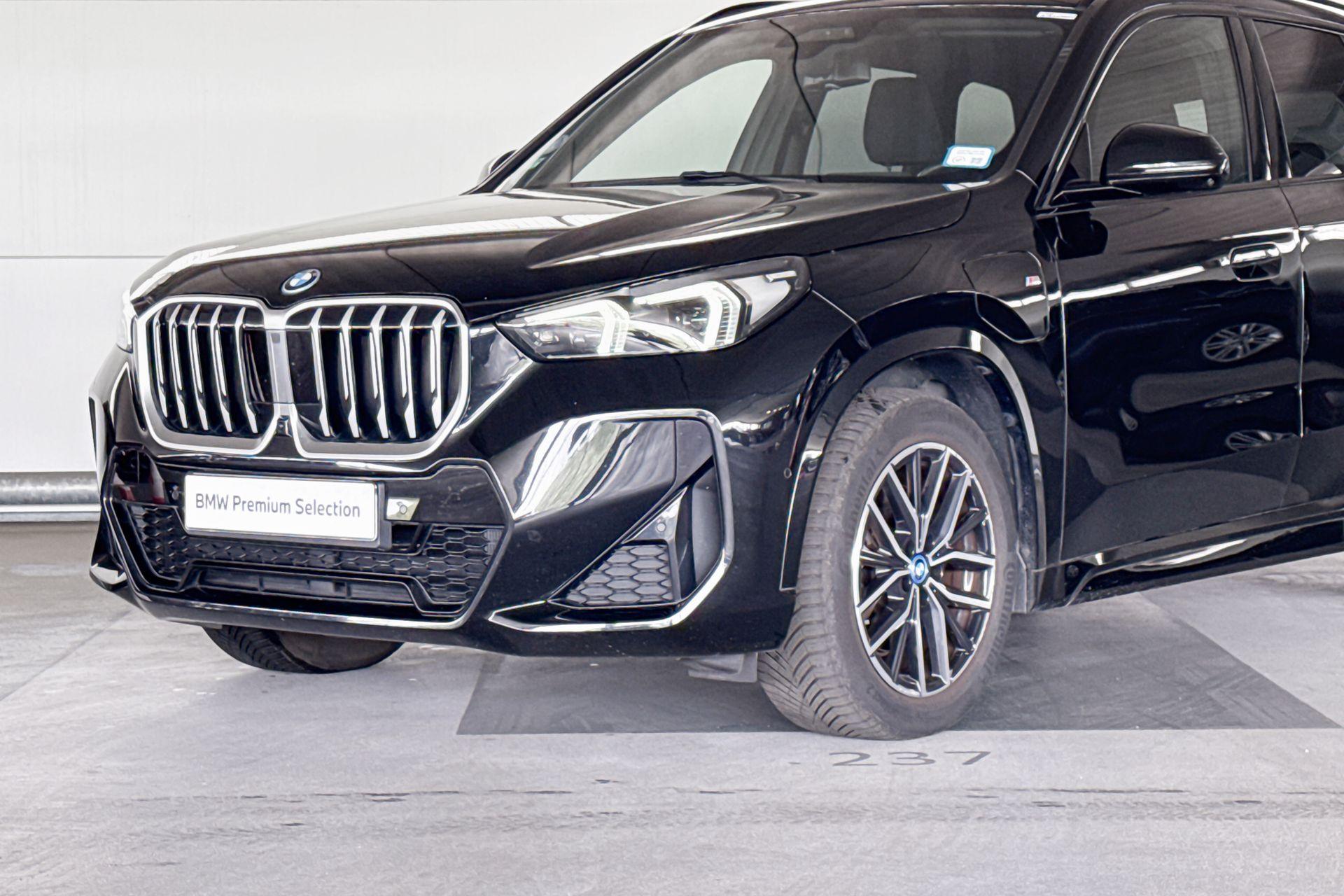 Foto van BMW X1 Xdrive25e