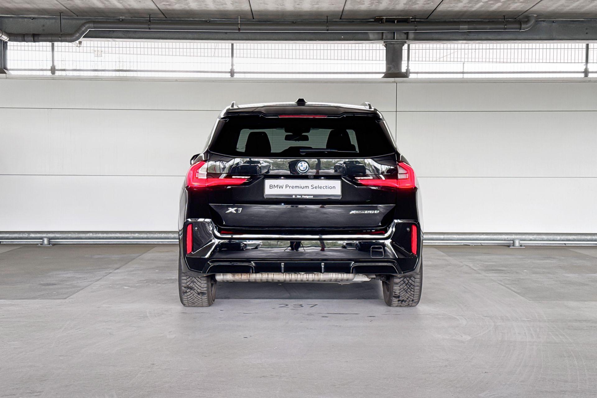Foto van BMW X1 Xdrive25e