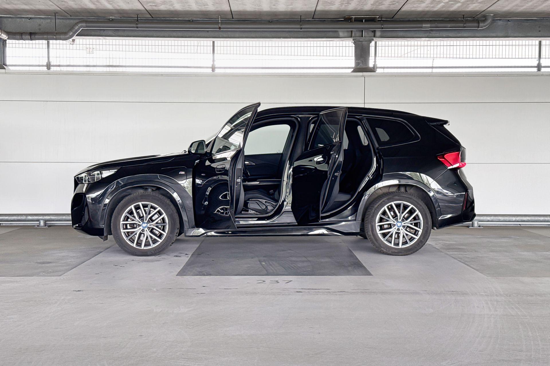 Foto van BMW X1 Xdrive25e