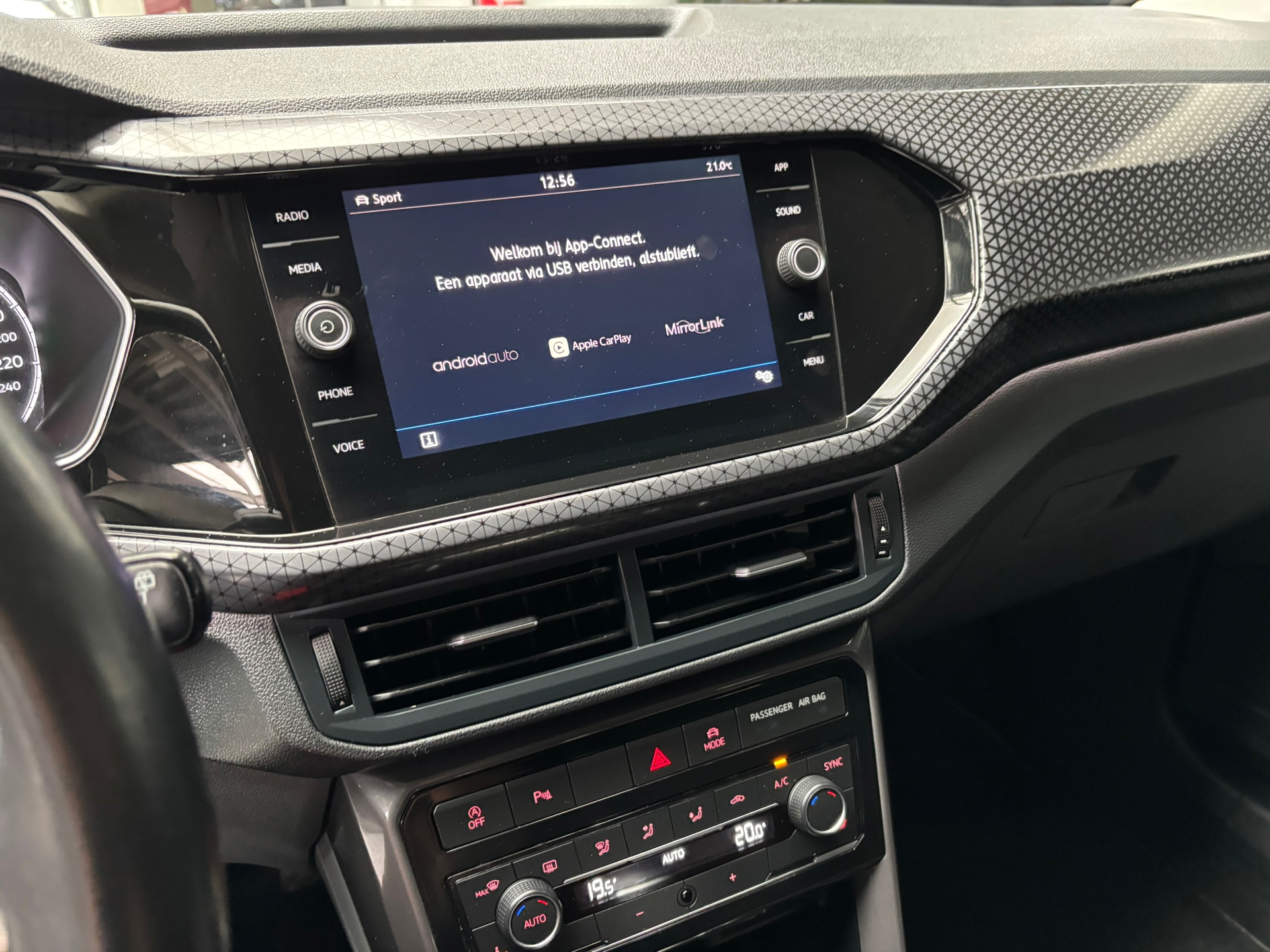 Foto van Volkswagen T-cross