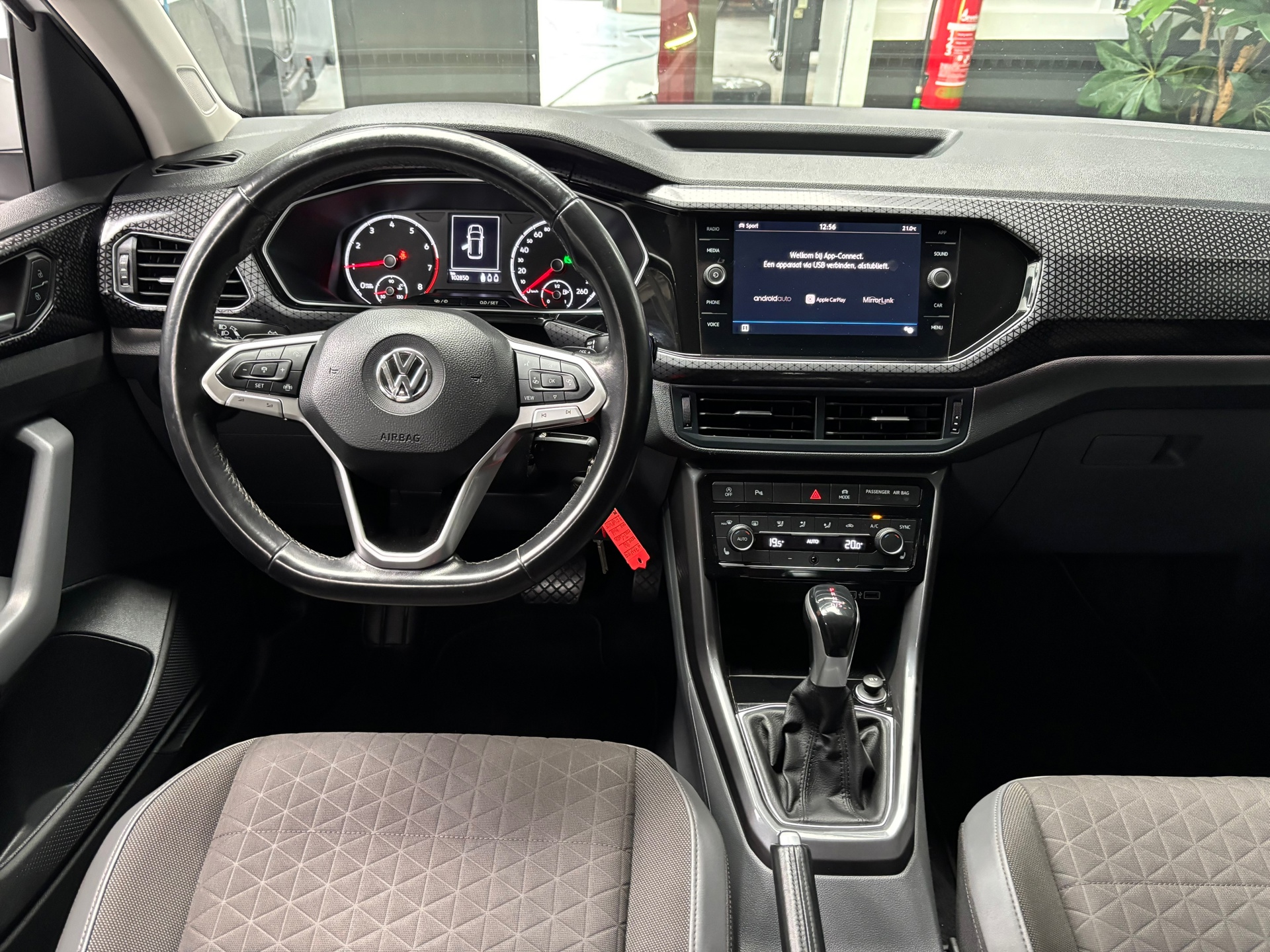 Foto van Volkswagen T-cross