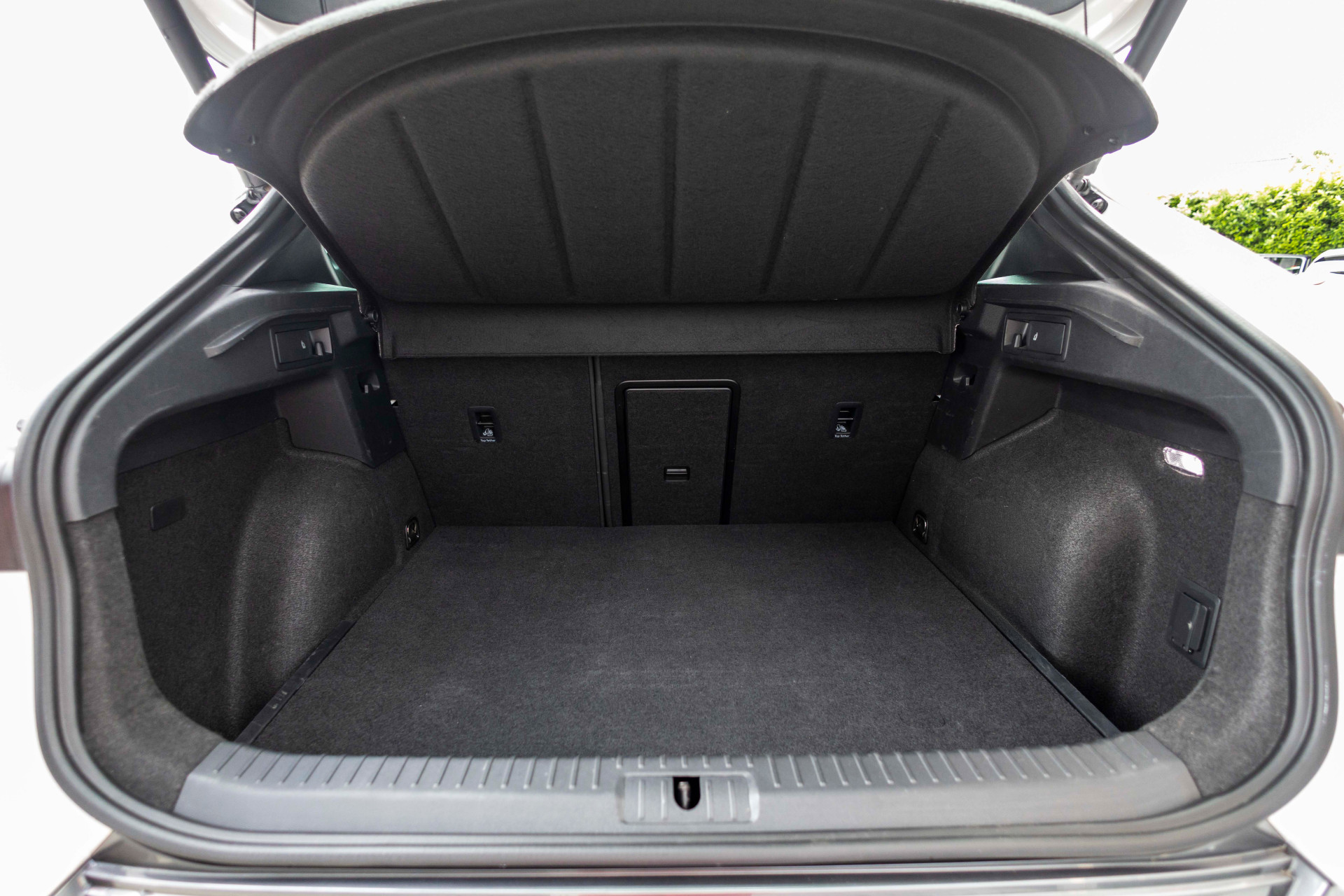 Foto van Cupra Formentor VZ E-hybrid