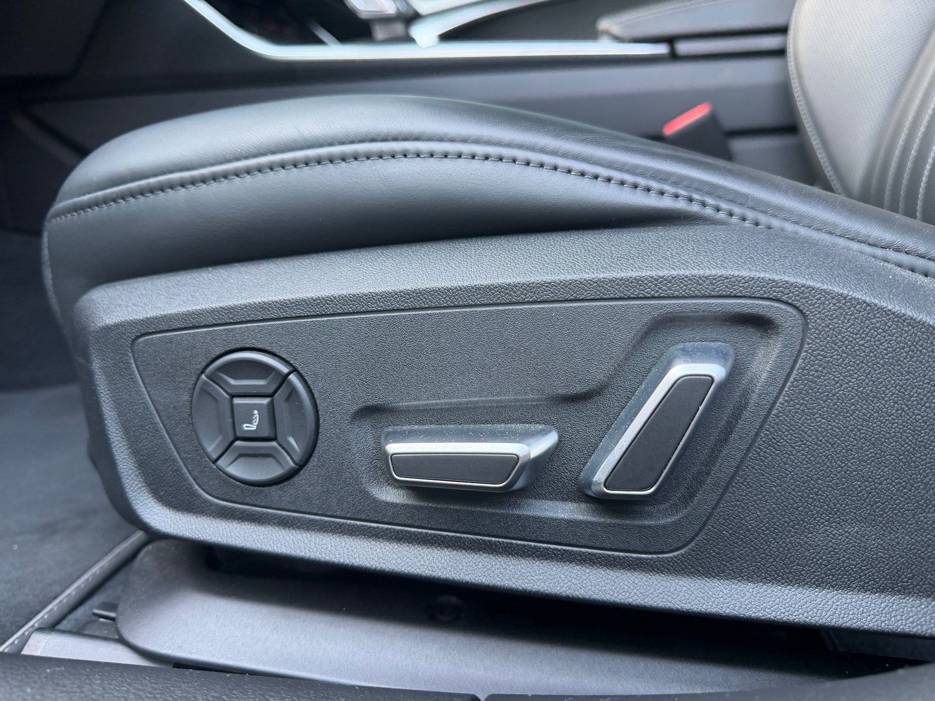 Foto van Audi A6 Avant 55 TFSI E