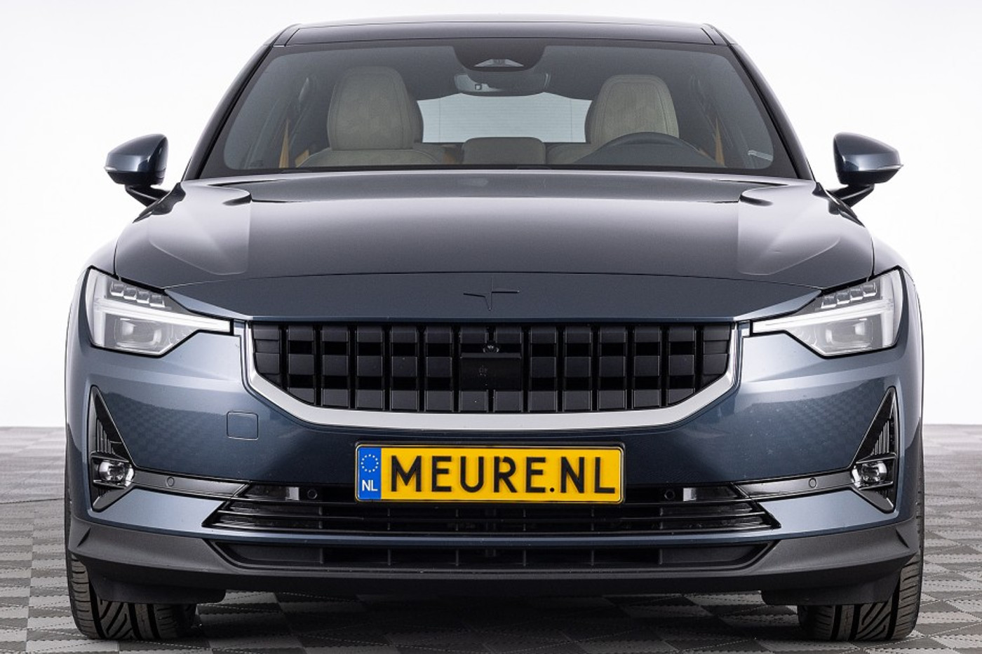 Foto van Polestar 2