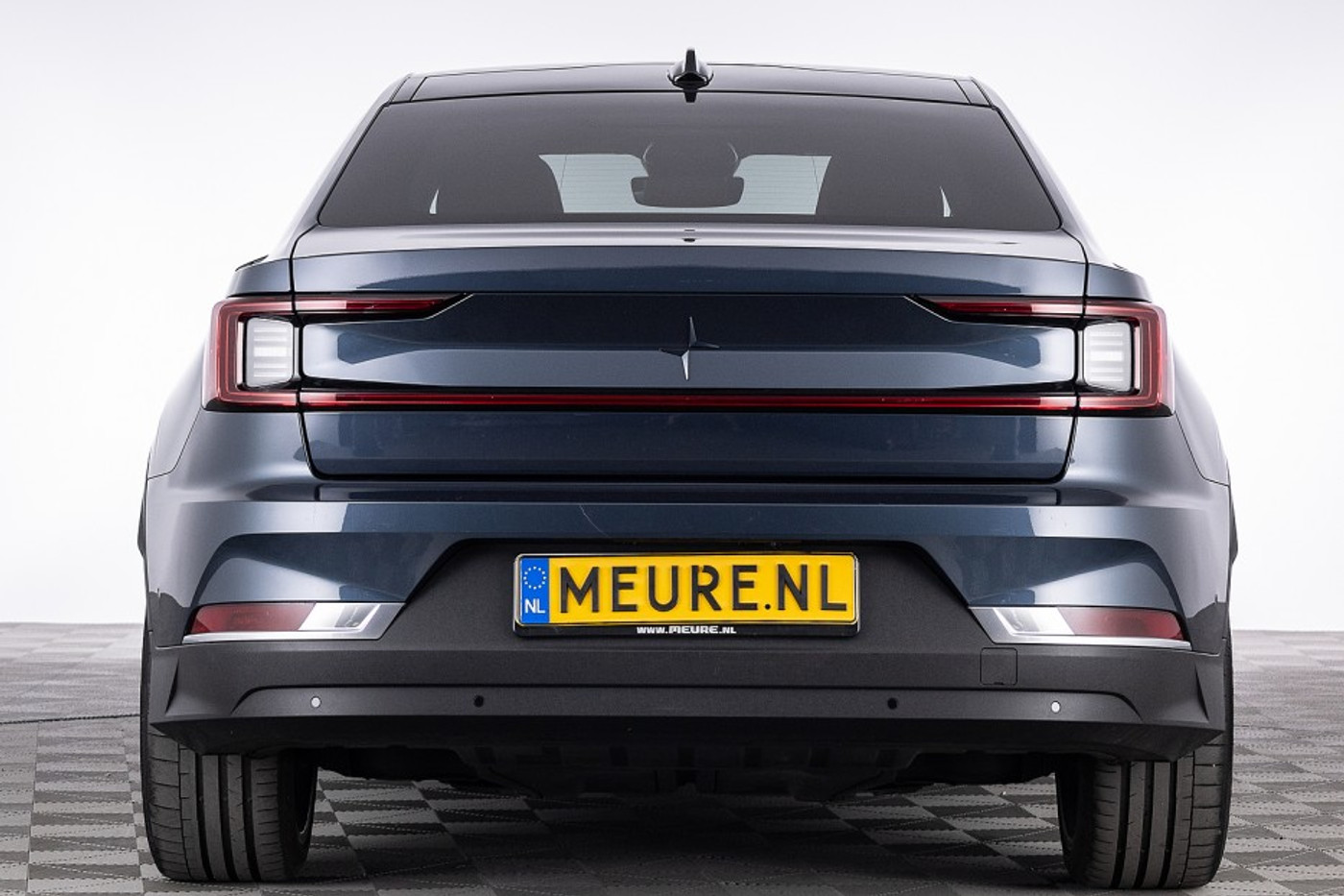 Foto van Polestar 2