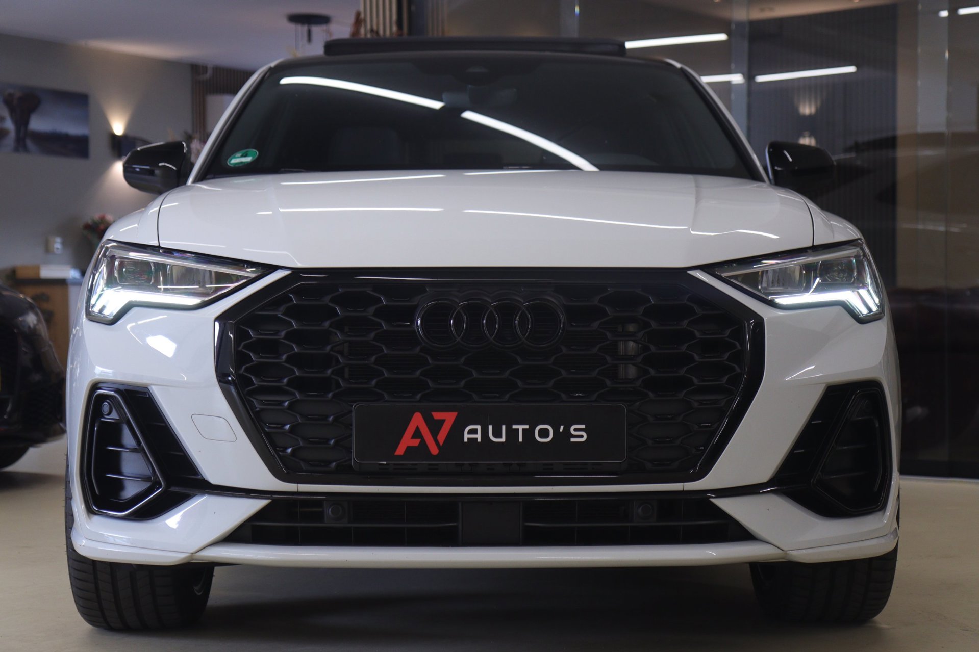 Foto van Audi Q3 Sportback E-tron