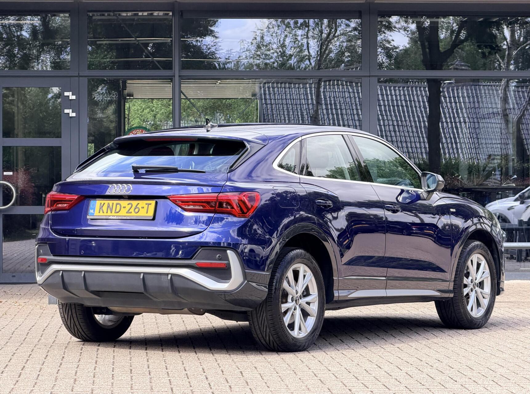 Foto van Audi Q3 Sportback E-tron