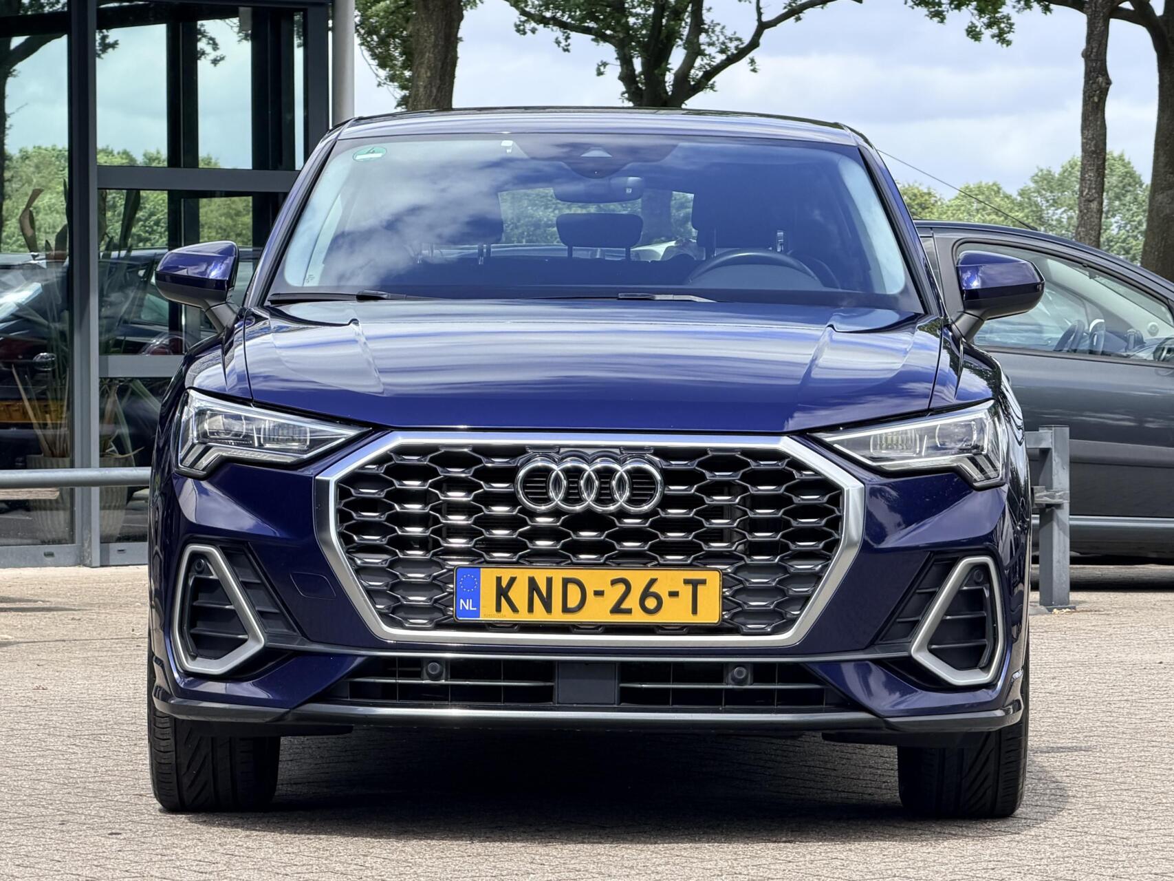 Foto van Audi Q3 Sportback E-tron
